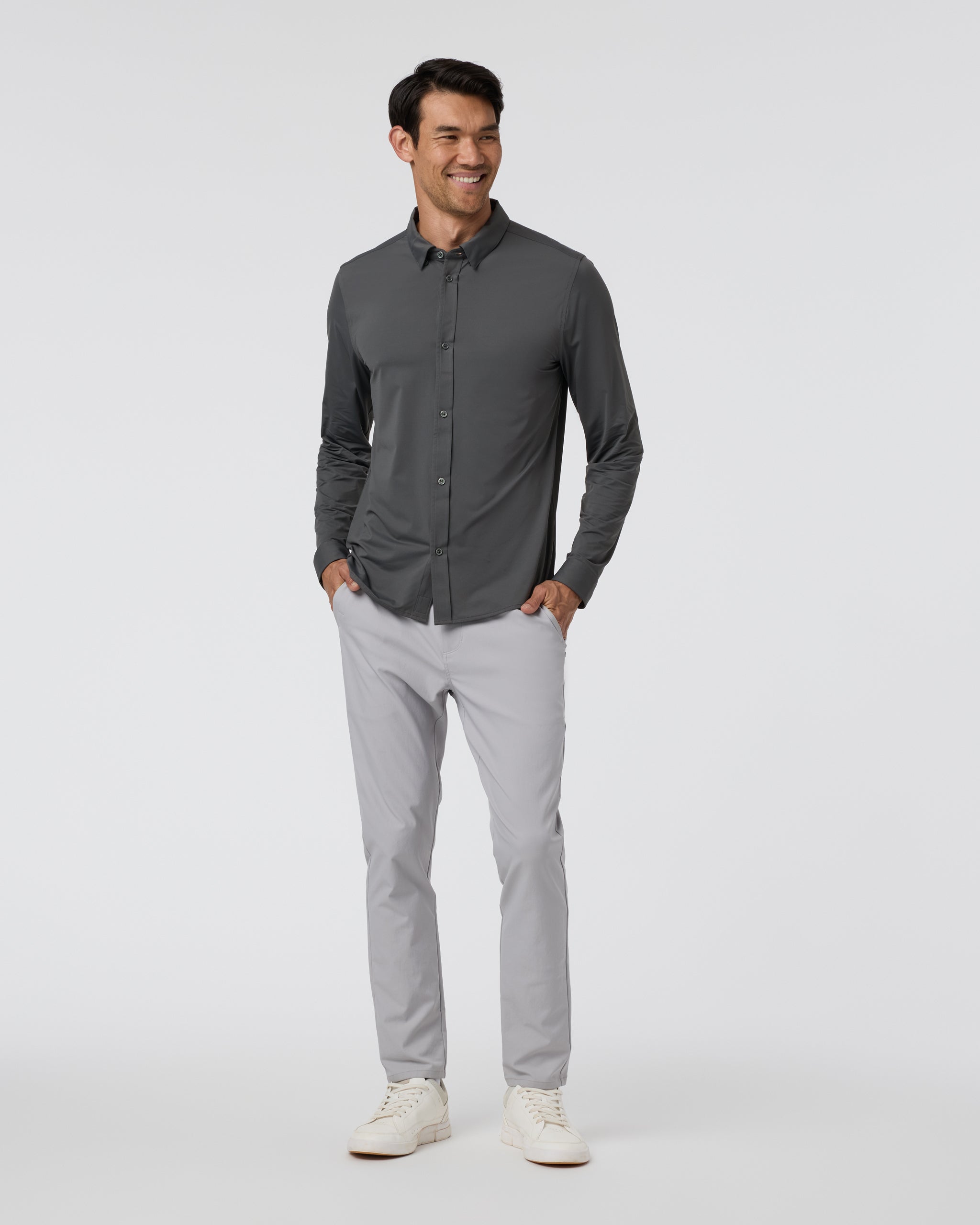 Vuori Long Sleeve Travellite Button Down