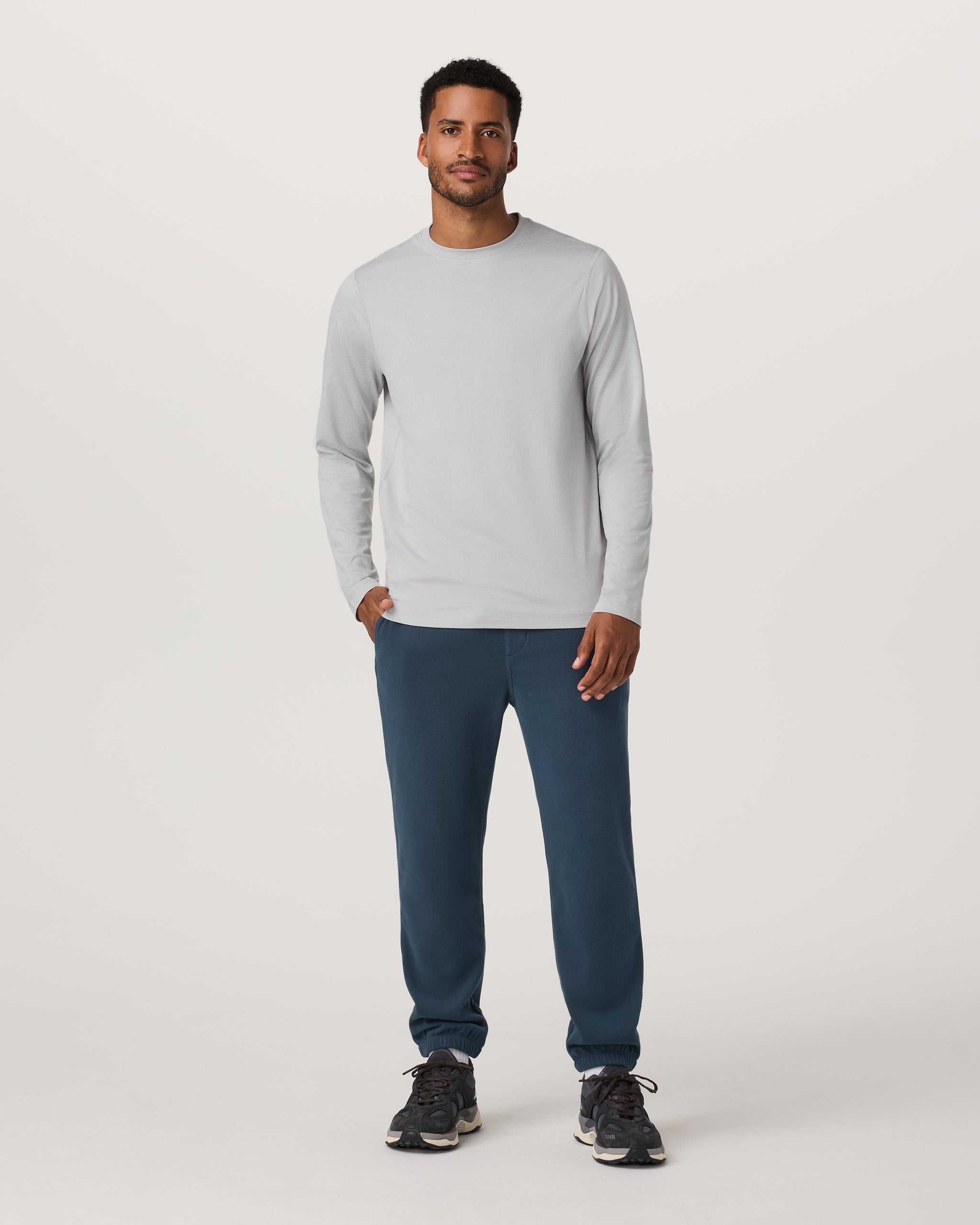 Vuori Long Sleeve Ponto Performance Tee