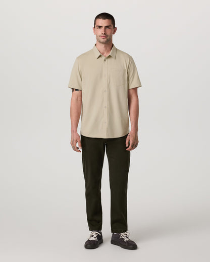Vuori Short Sleeve Knit Oxford Button Down Classic Fit