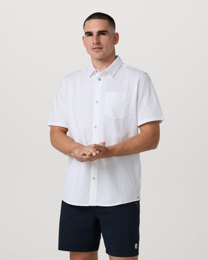 Vuori Short Sleeve Knit Oxford Button Down Classic Fit