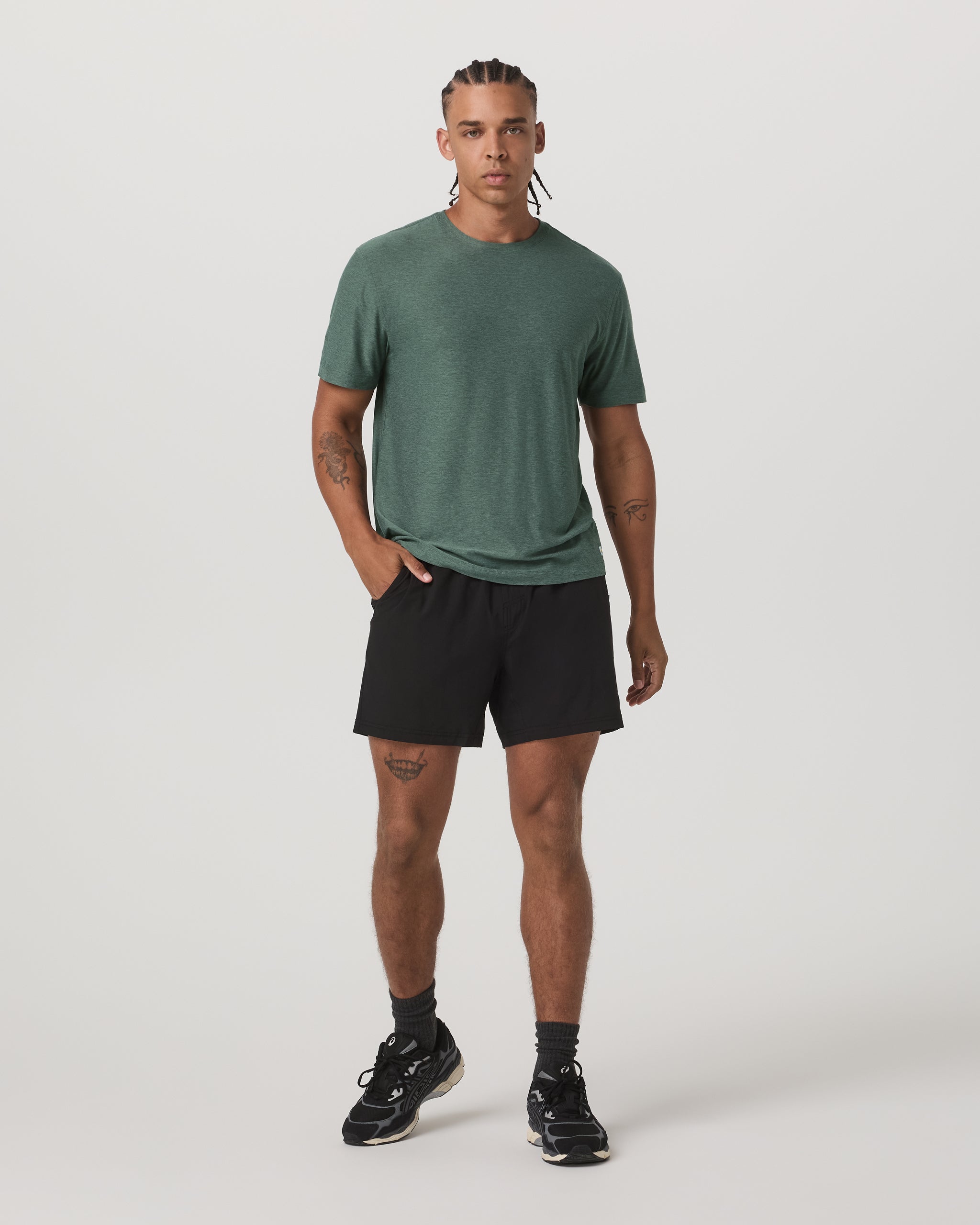 Vuori Short Sleeve Strato Tech Tee Relaxed Fit