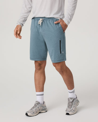 Vuori Sunday Performance Short 8