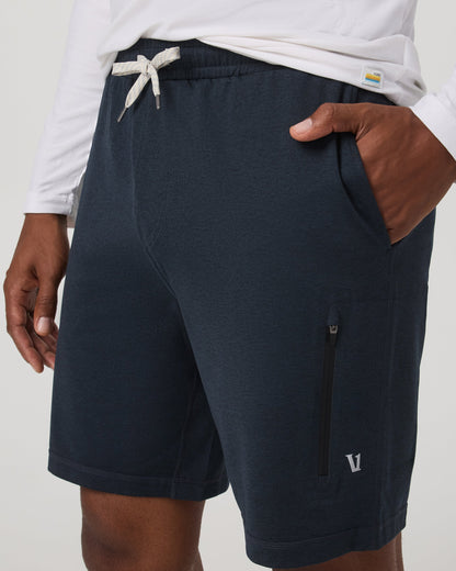 Vuori Sunday Performance Short 8