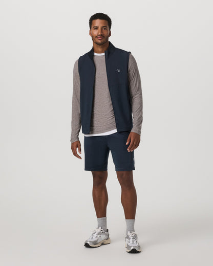 Vuori Sunday Performance Short 8