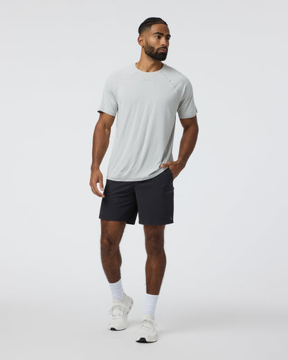 Vuori Grafton Short Unlined 7