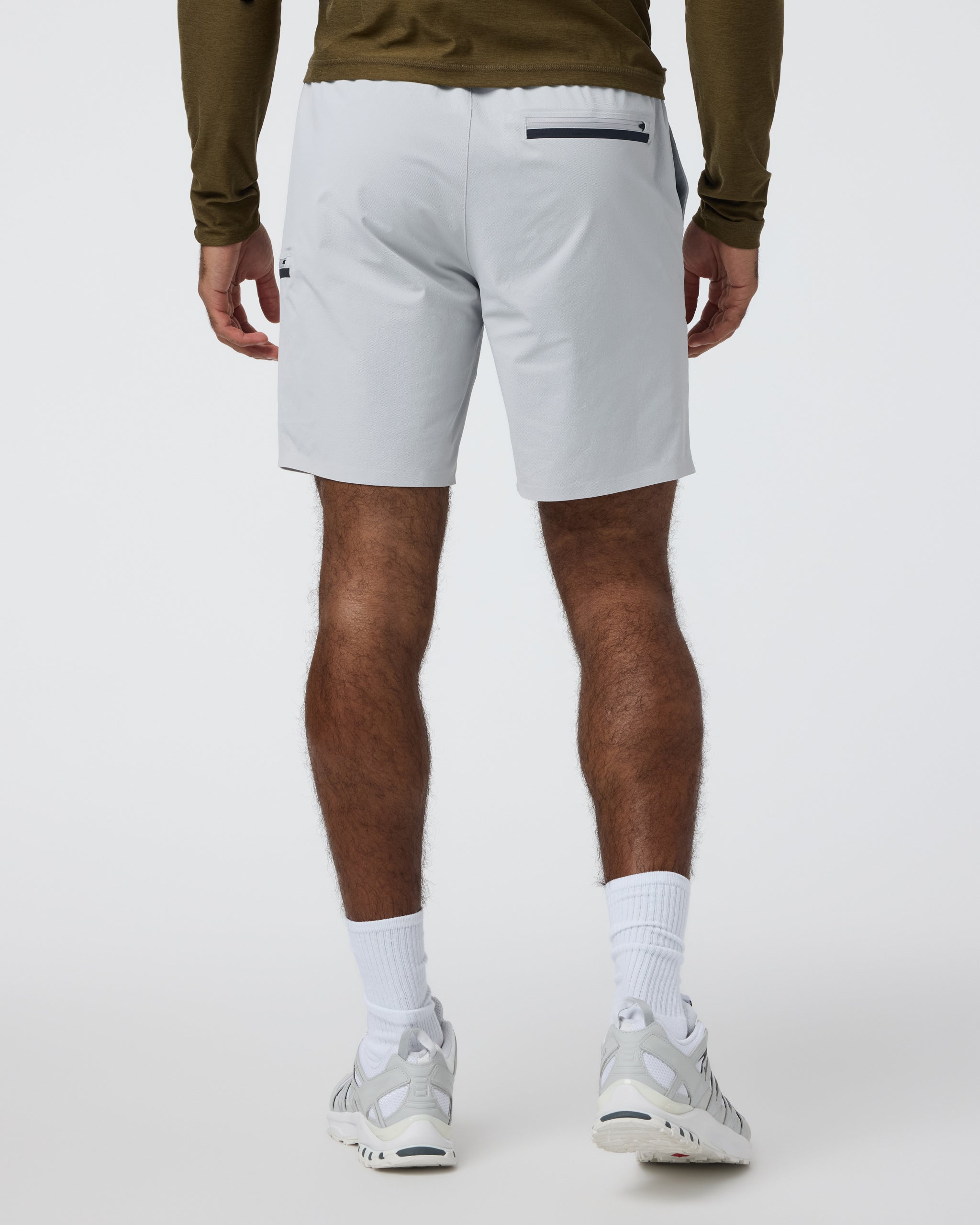 Vuori Grafton Short Unlined 7