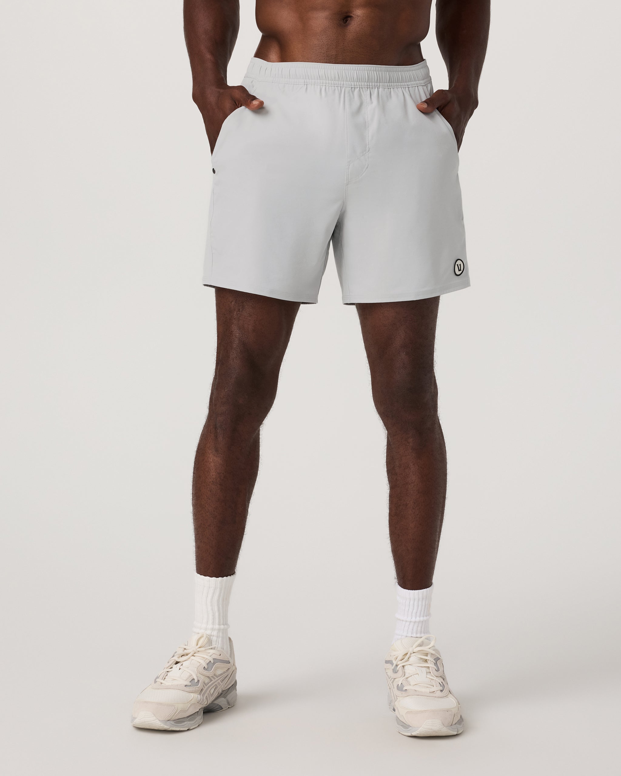 Vuori Maverick Volley Short Lined