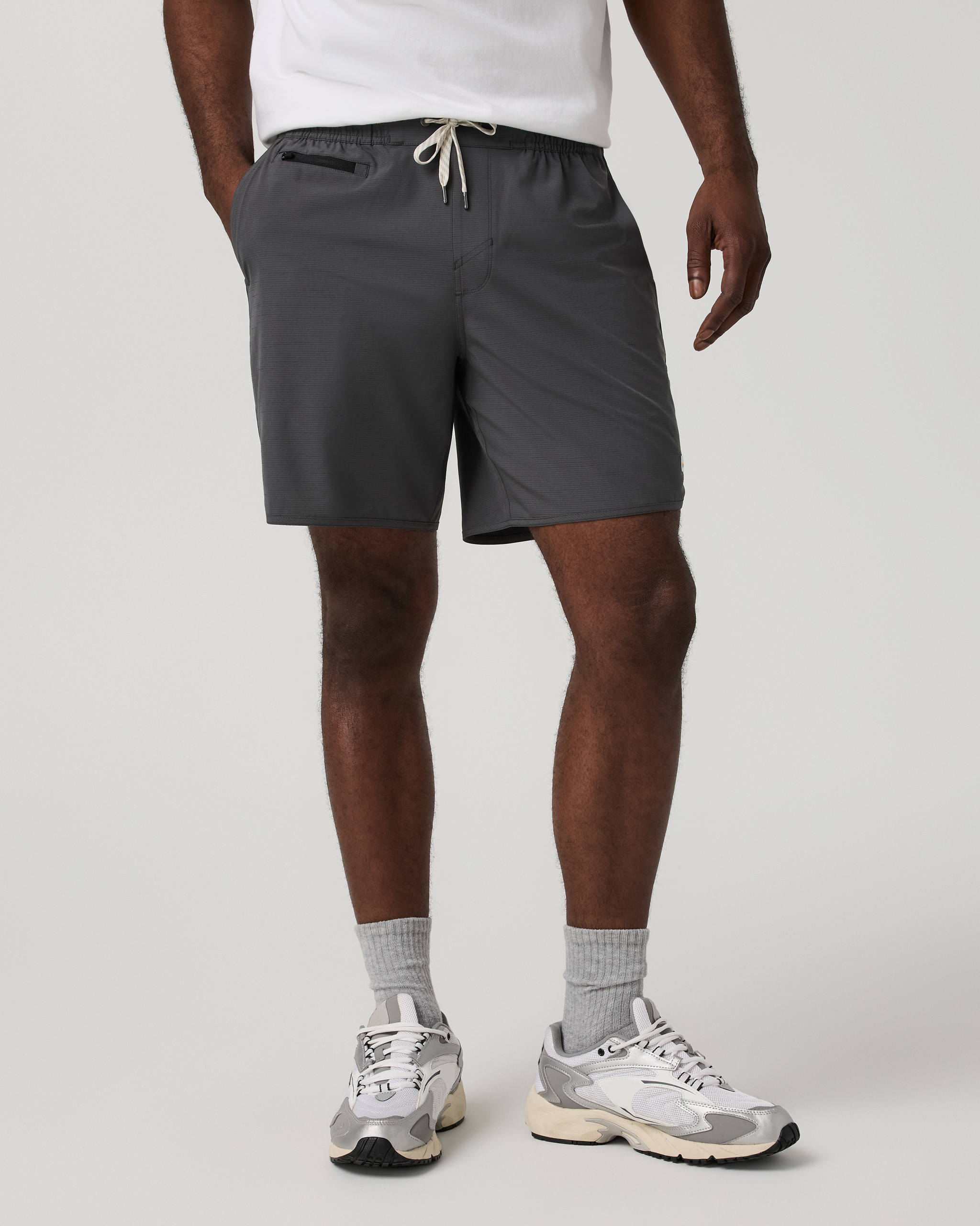 Vuori Banks Short Unlined 7