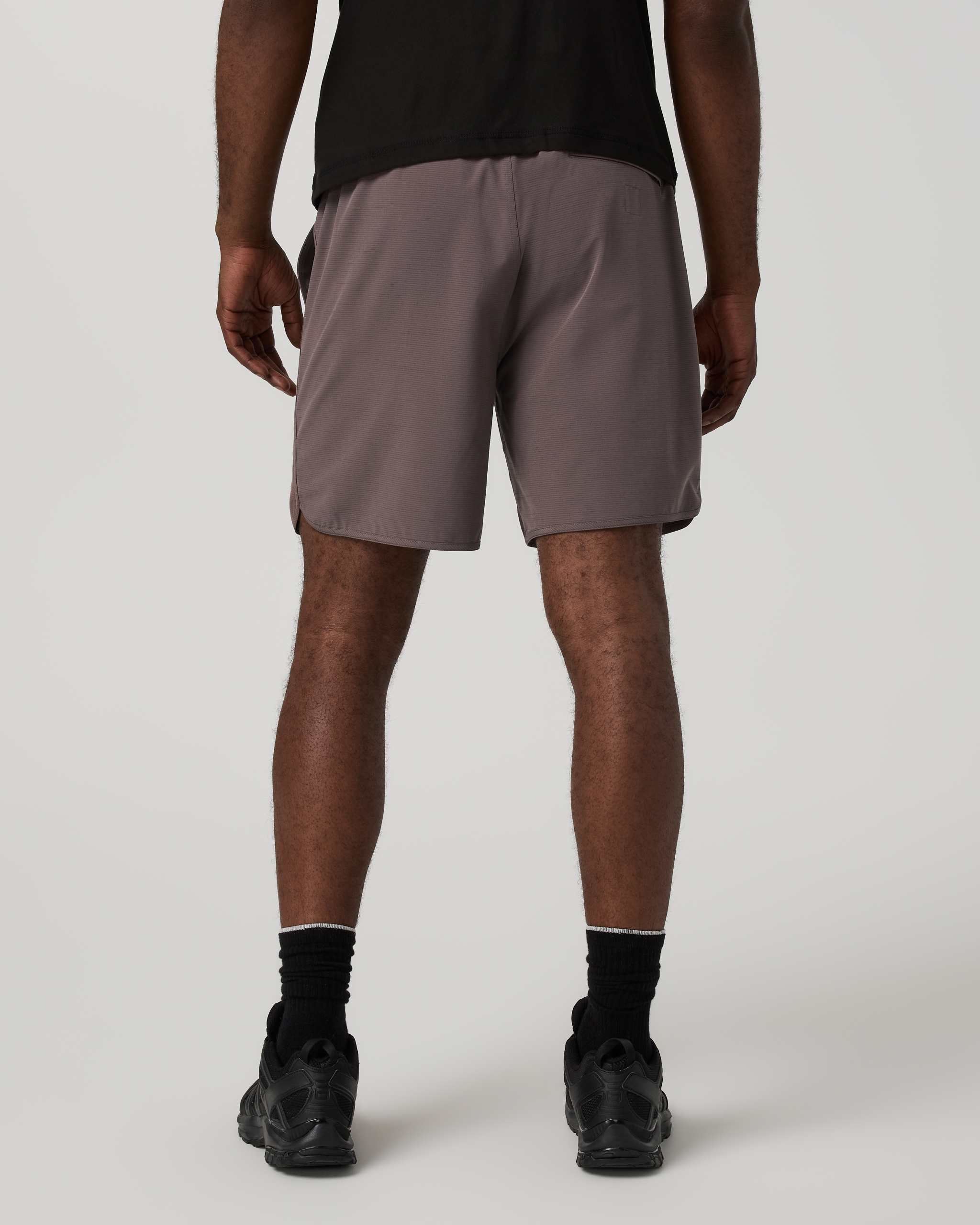 Vuori Banks Short Unlined 7