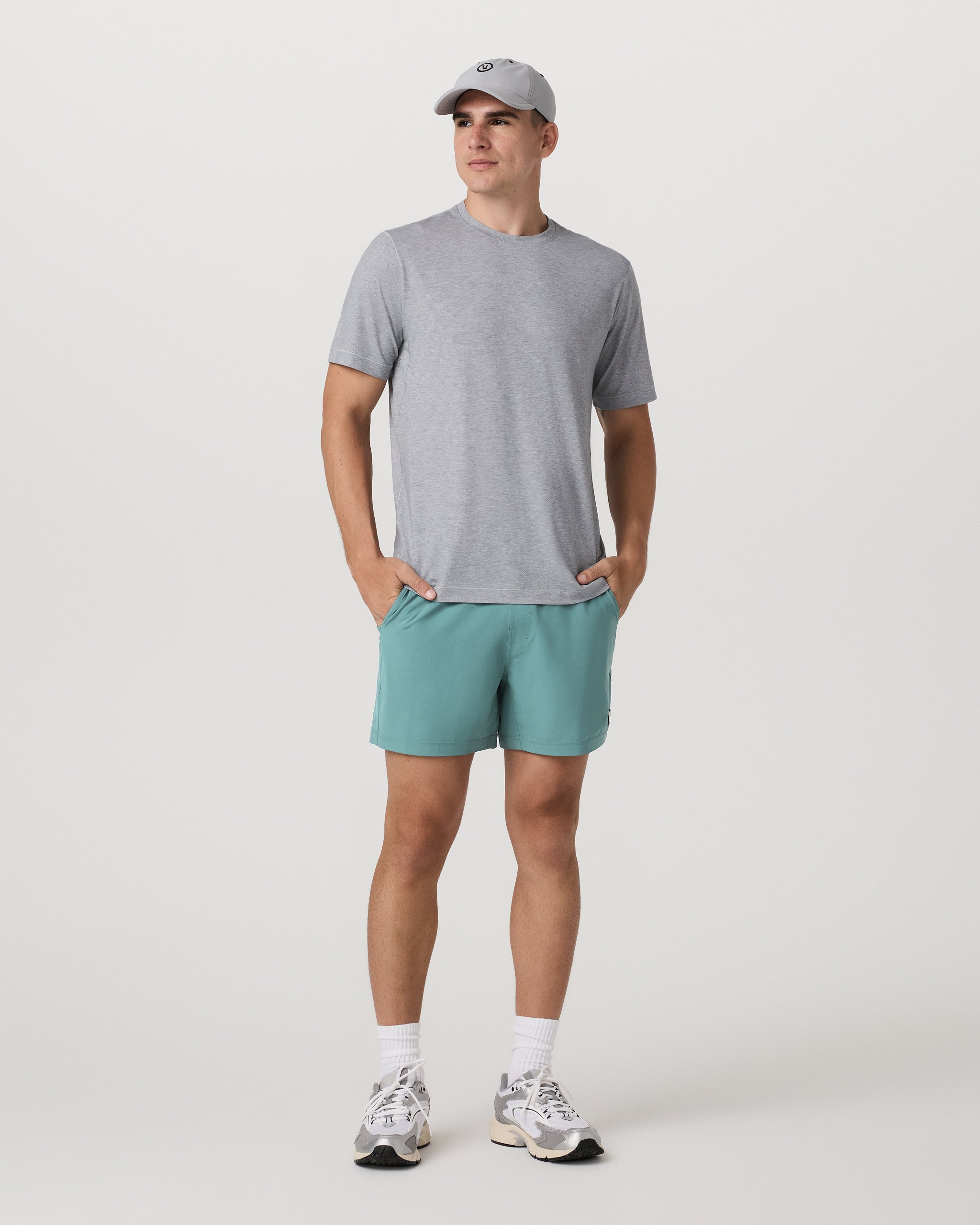 Vuori Kore Short Lined 5