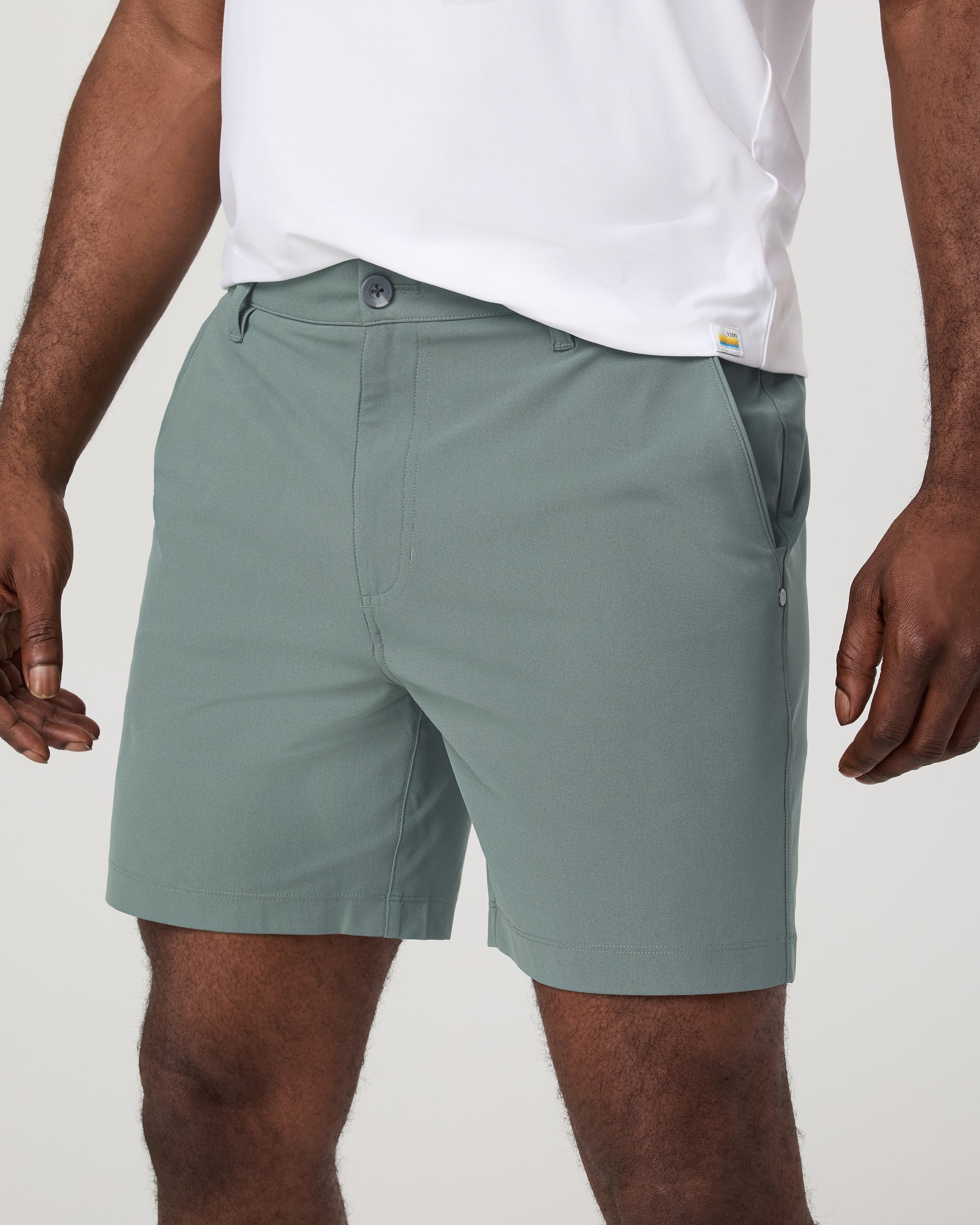 Vuori Meta Short 6