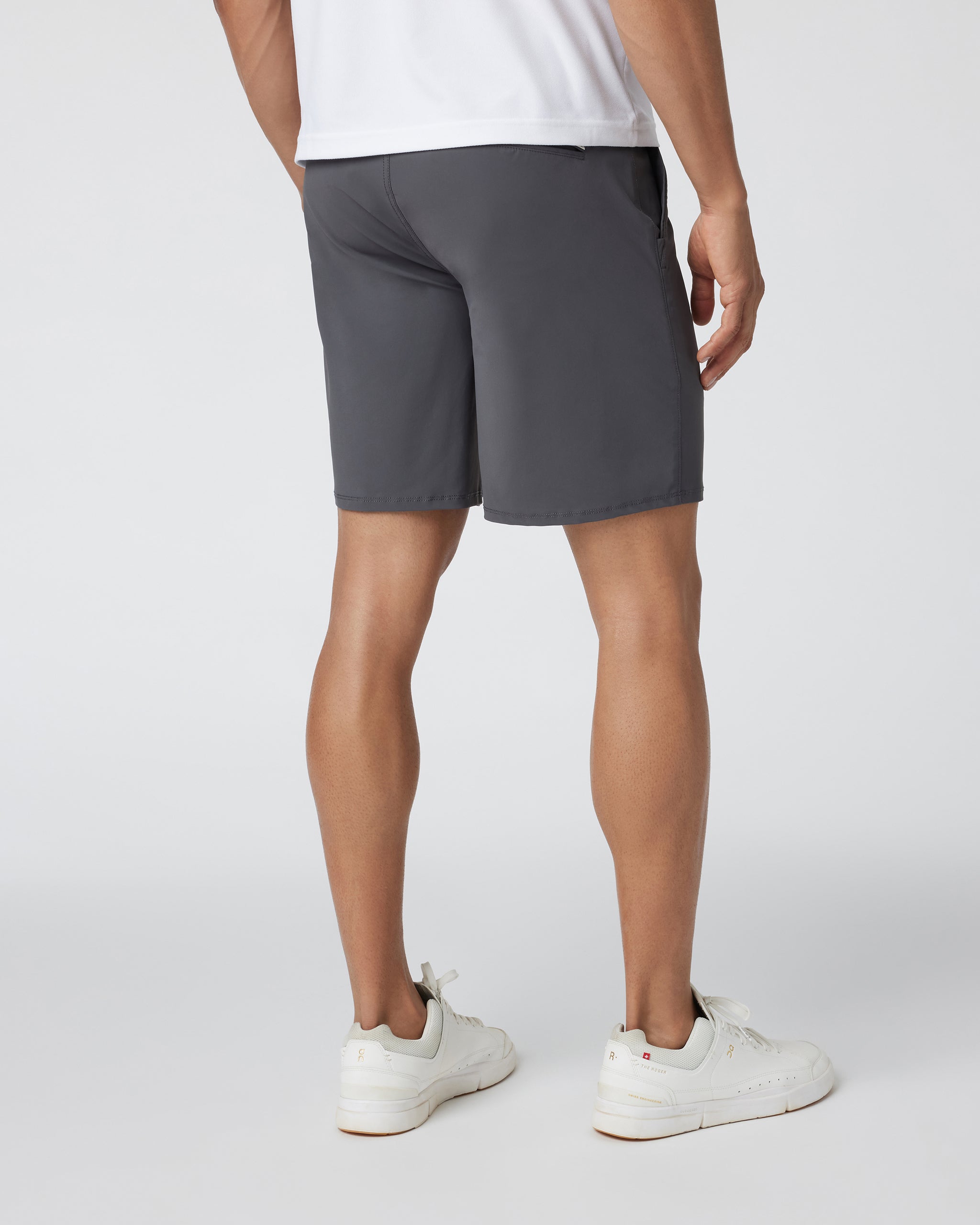 Vuori Meta Short 8