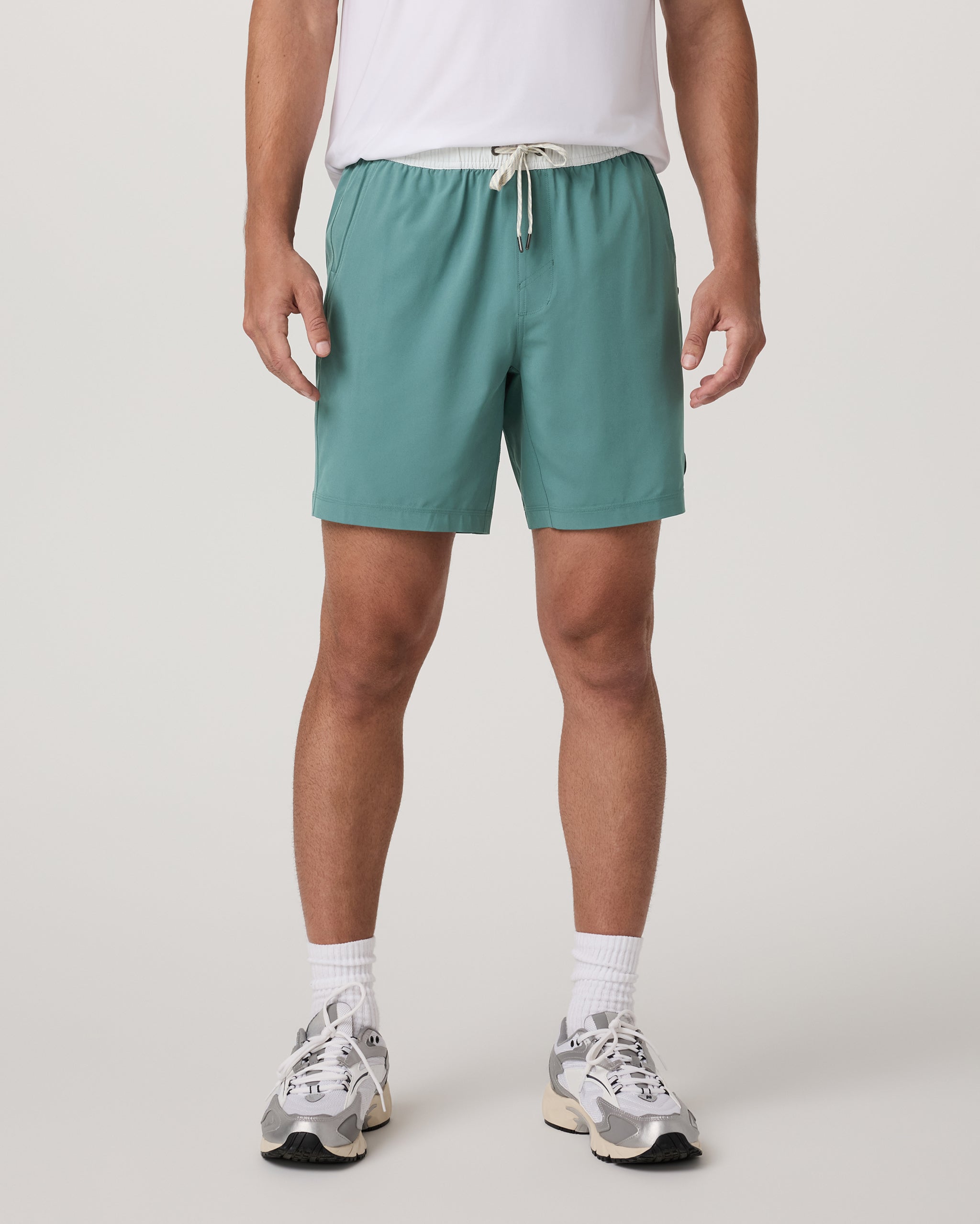 Vuori Kore Short Unlined 7