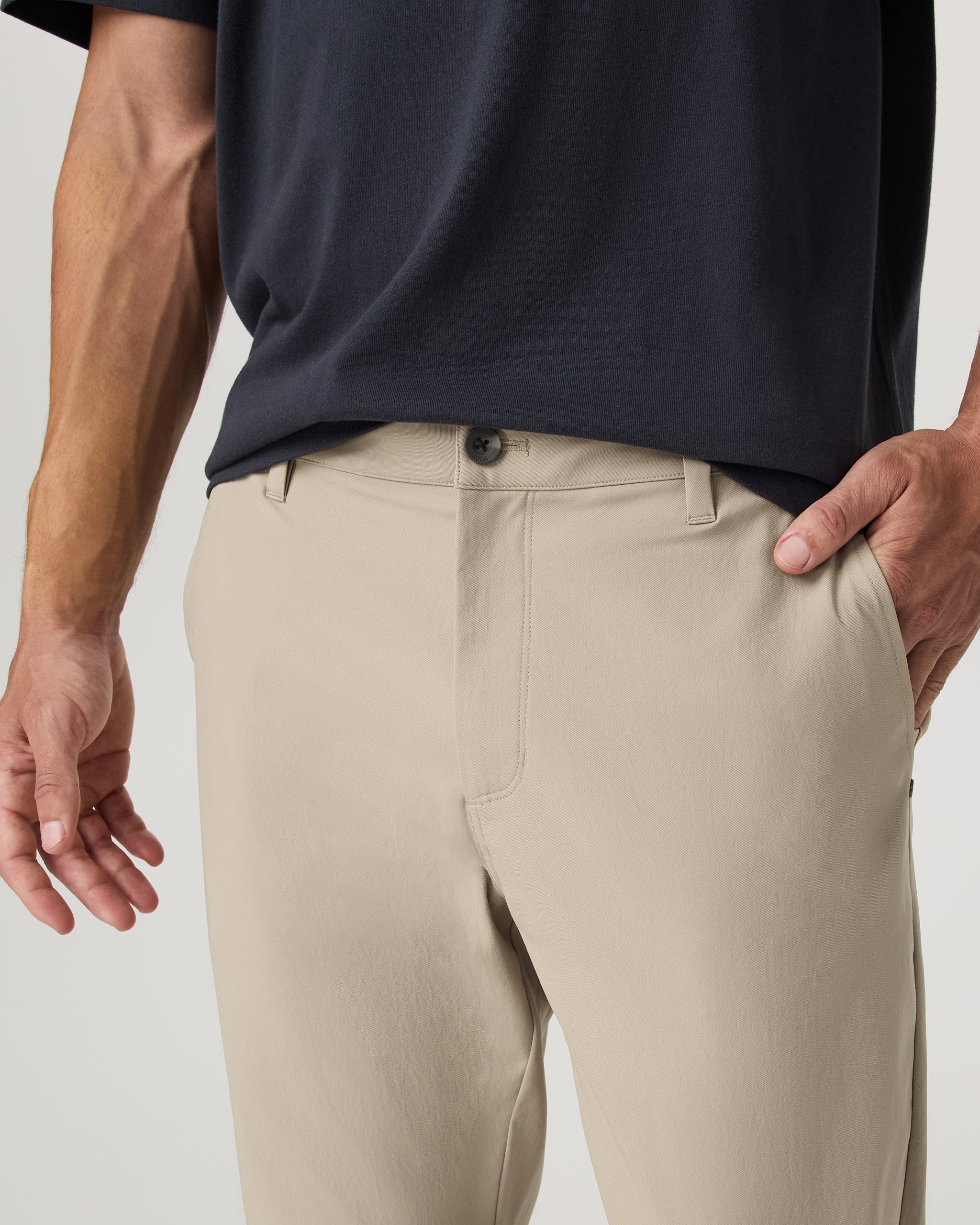 Vuori Cascade Tech Chino Pant Classic Fit 30