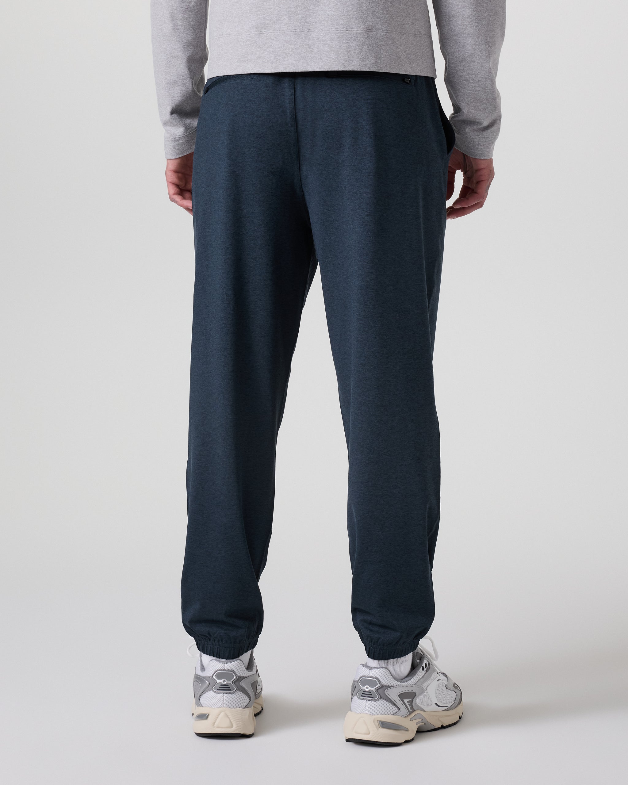 Vuori Sunday Performance Sweatpant