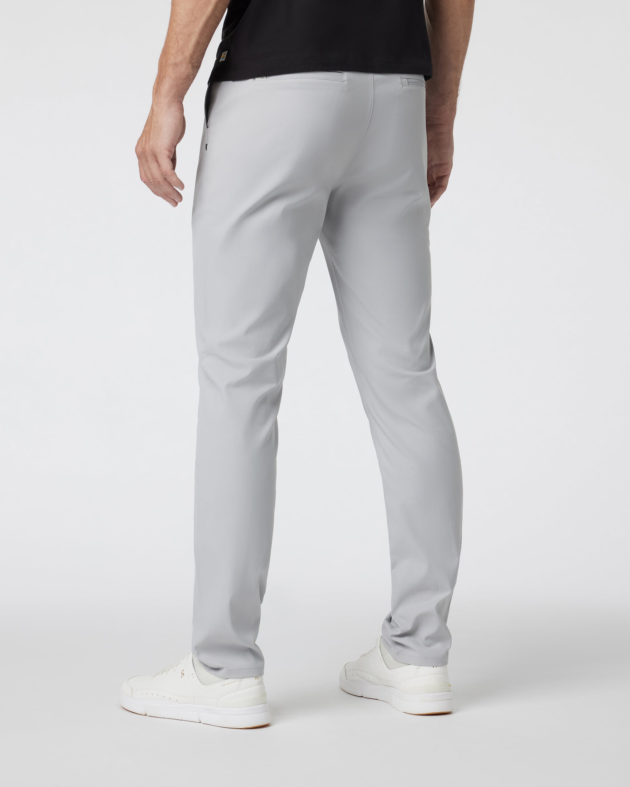 Vuori Cascade Tech Chino Pant Athletic Slim Fit 32
