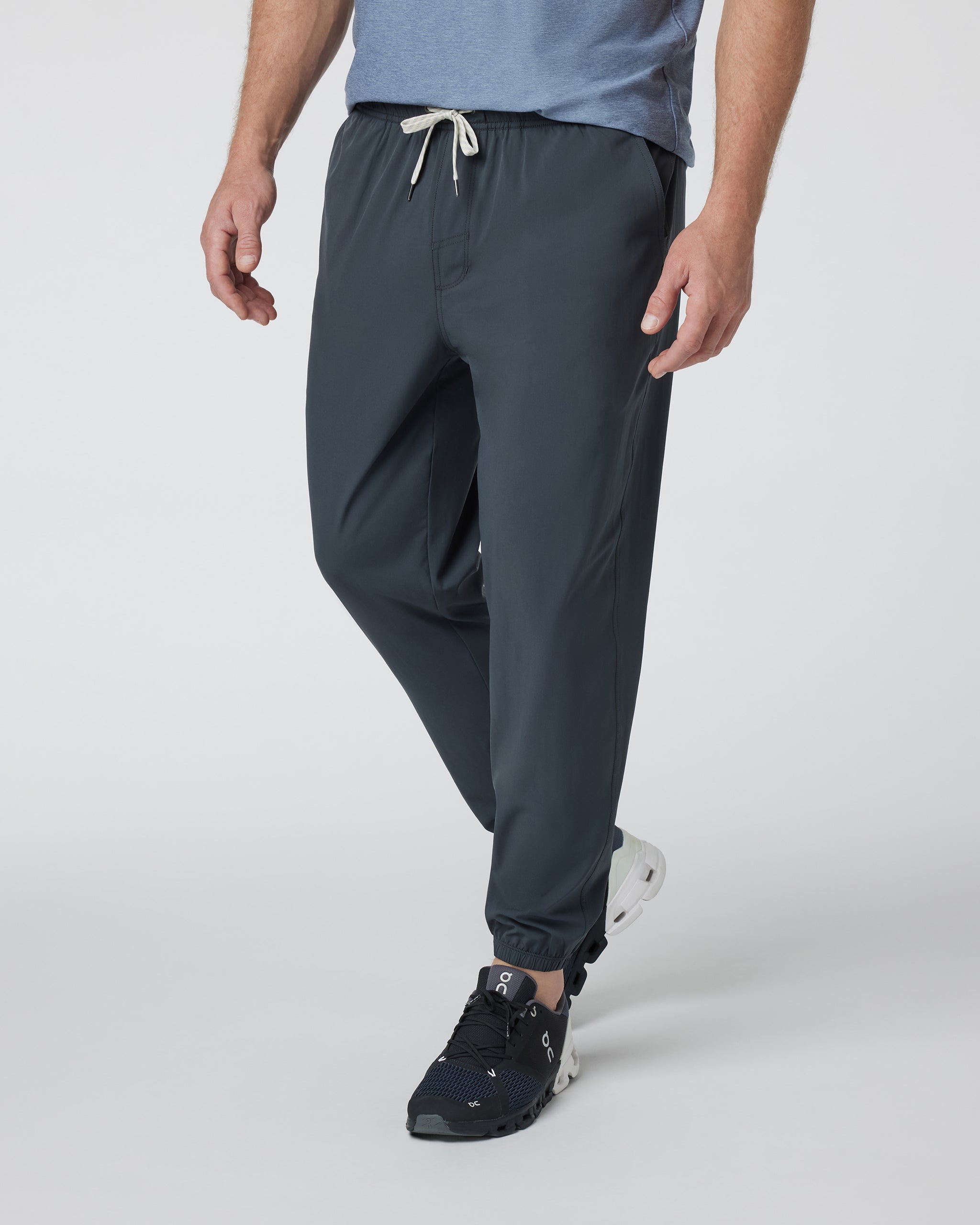 Vuori Kore Jogger Lined Short
