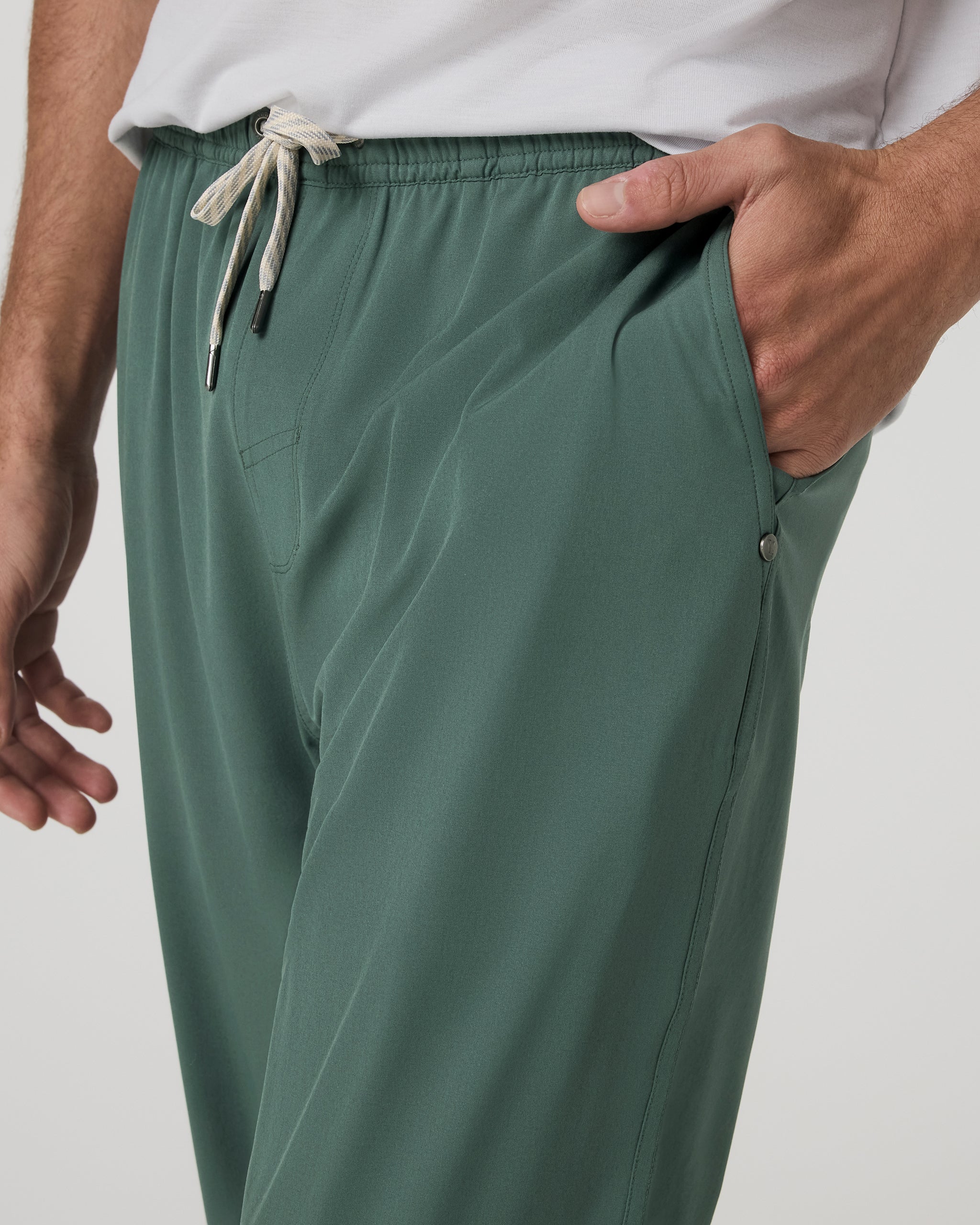 Vuori Kore Jogger Lined 28