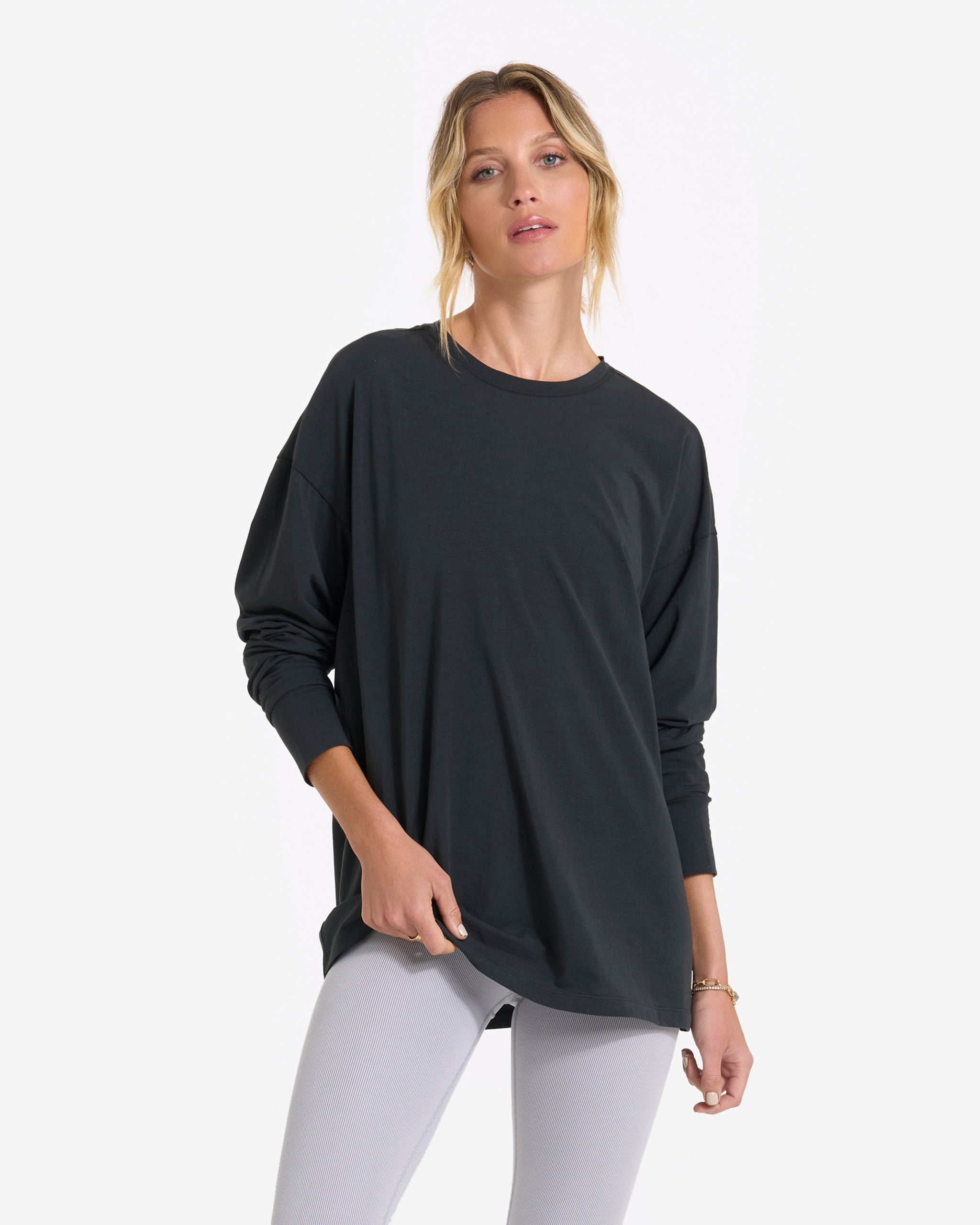 #color_washed-black