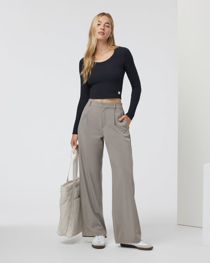 Vuori Long Sleeve Pose Scoop Tee