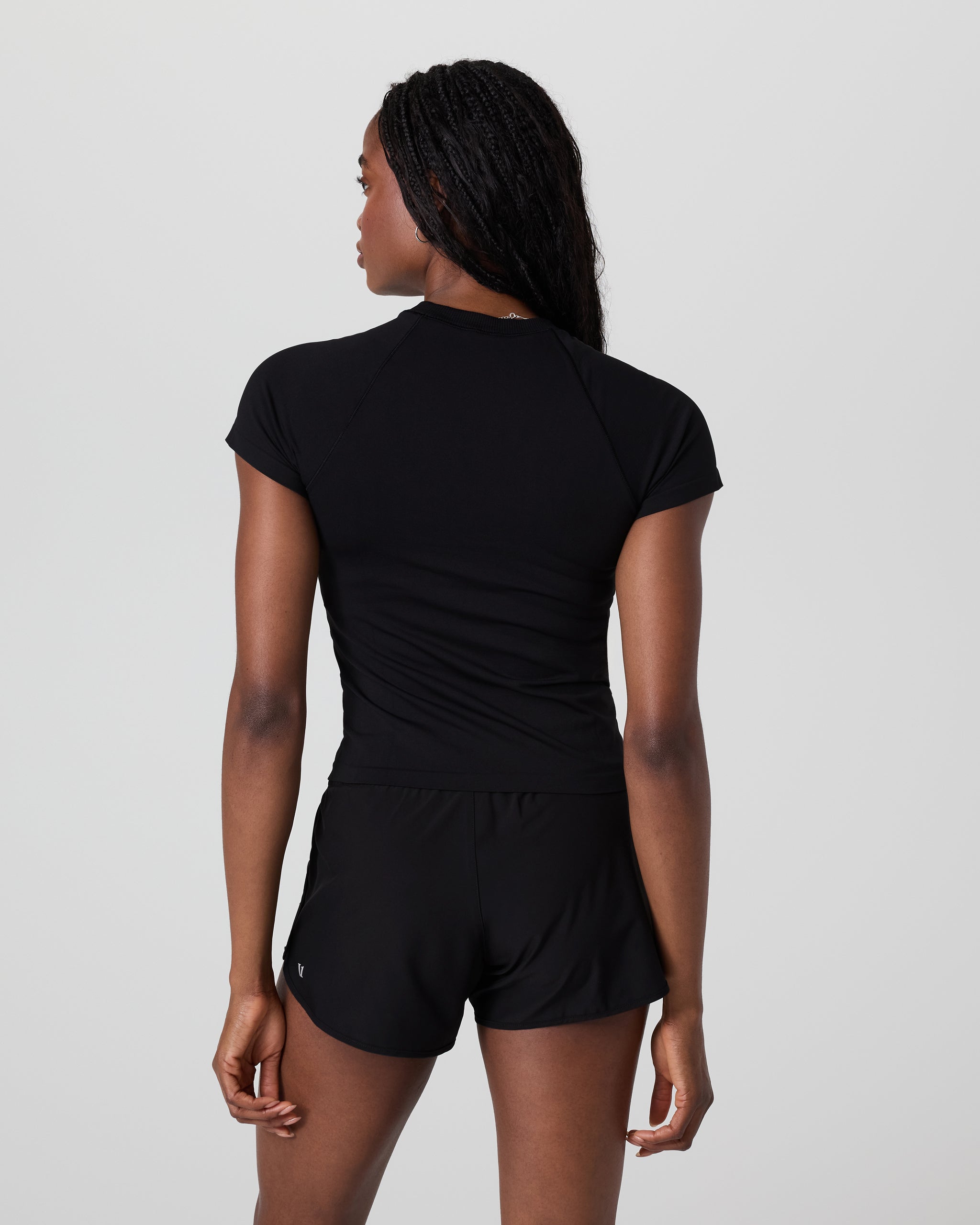 Vuori Short Sleeve Seamless Surge Tee
