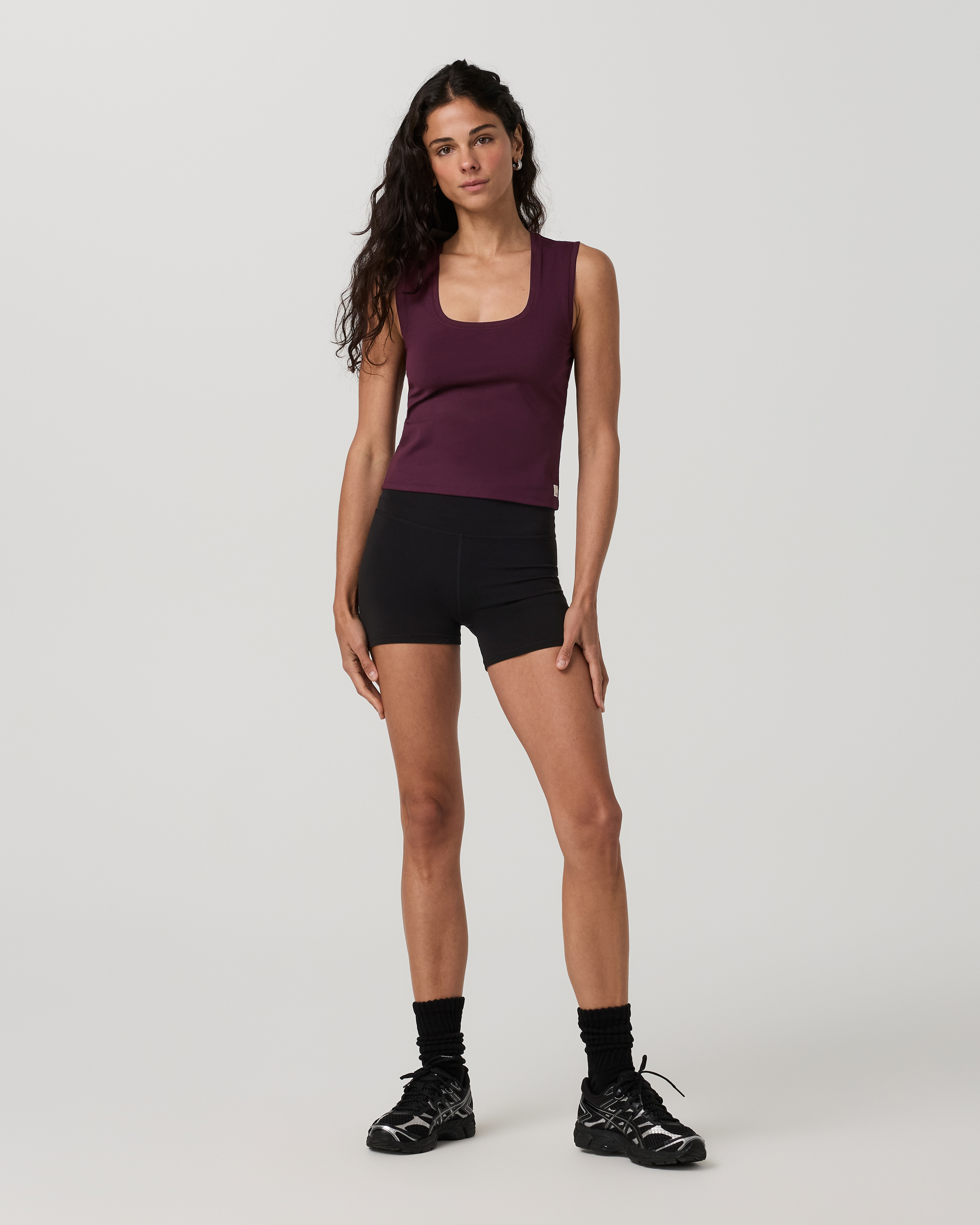 Vuori Halo Essential Scoop Tank