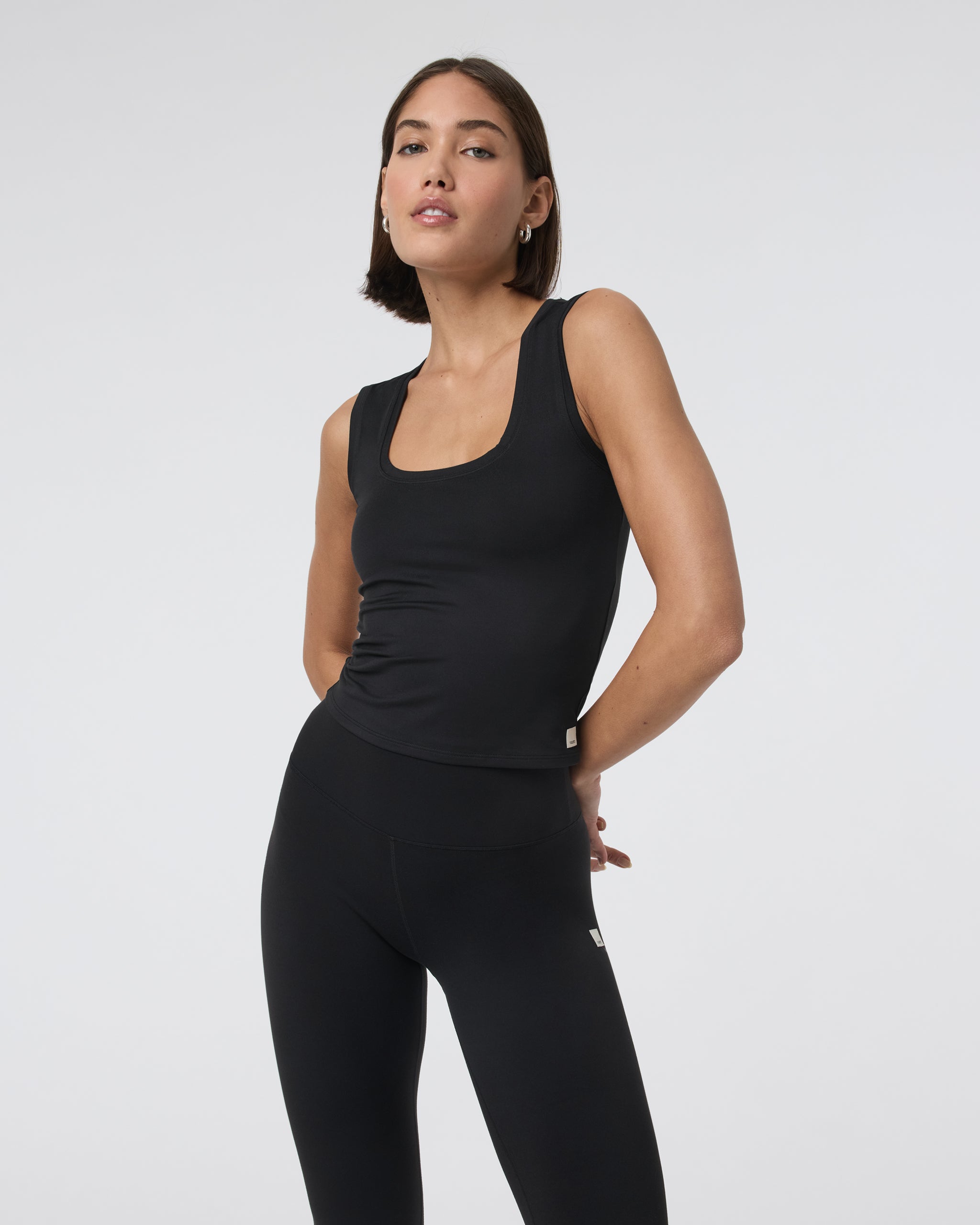 Vuori Halo Essential Scoop Tank