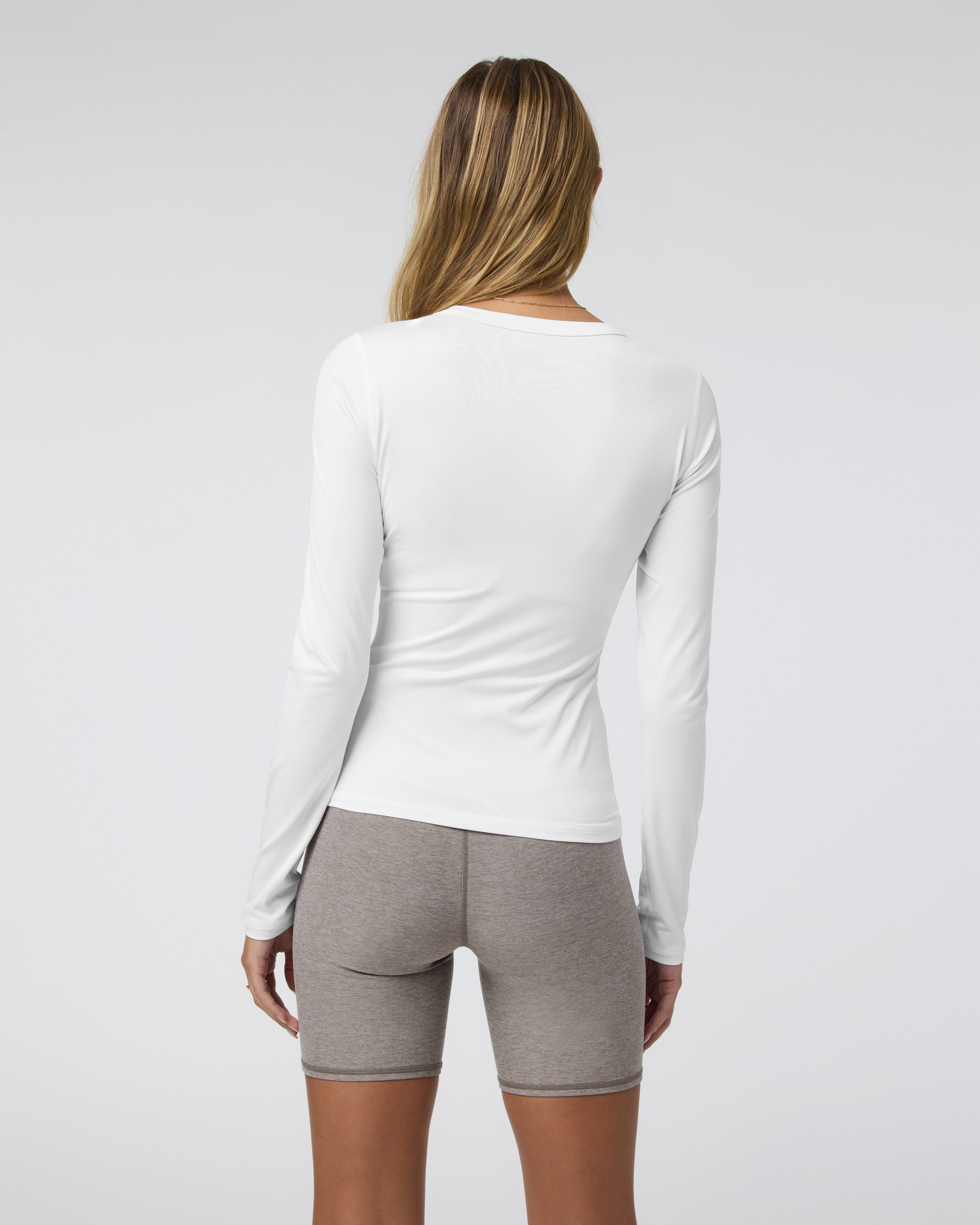 Vuori Long Sleeve Lux Crew Tee