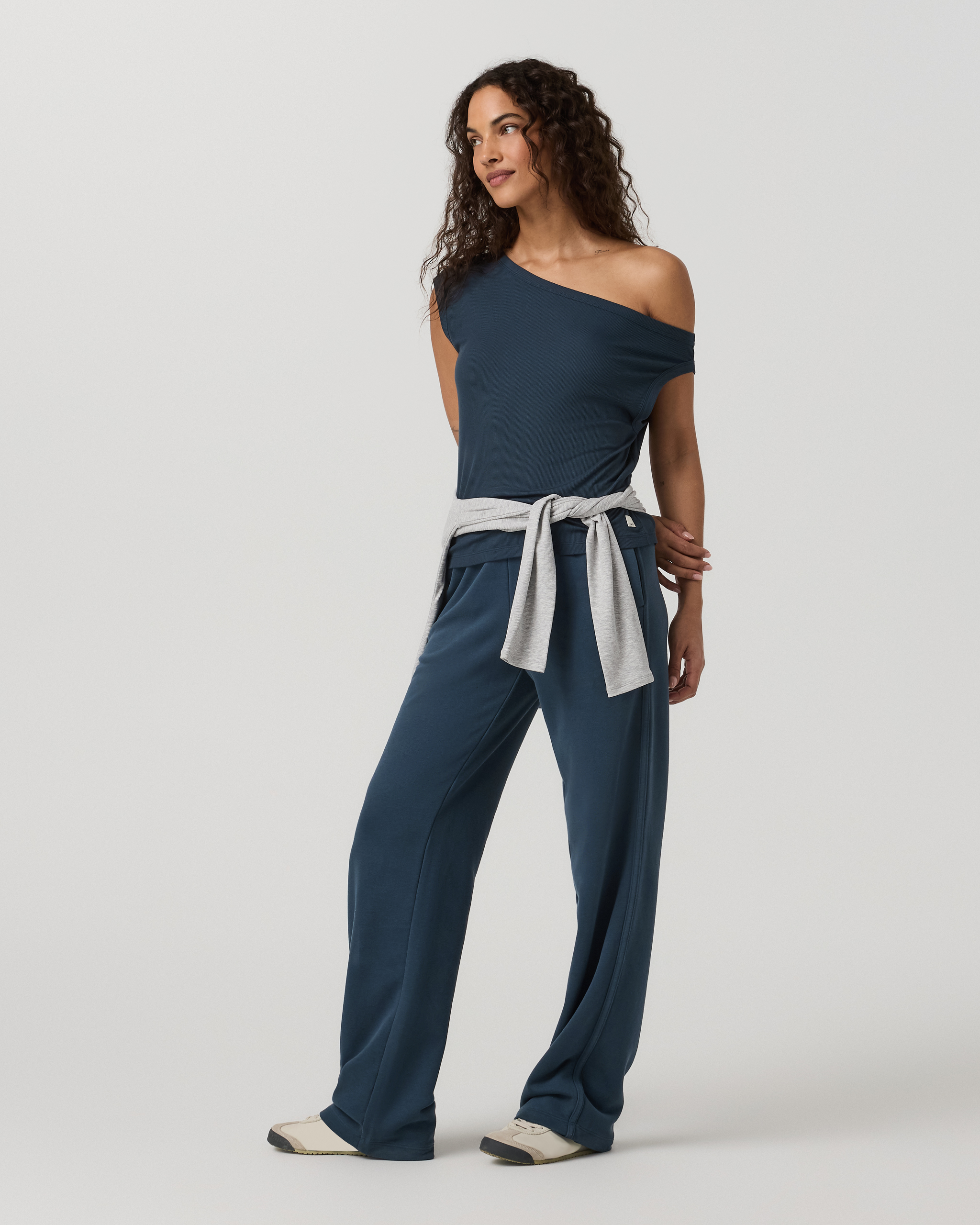 Vuori Cove Asymmetric Top