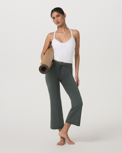 Vuori Alltheform V Neck Tank