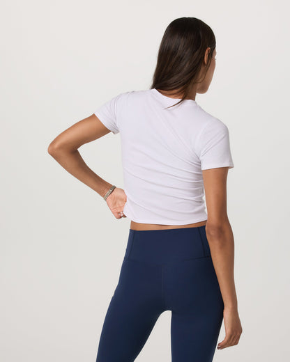 Vuori Pose Fitted Tee