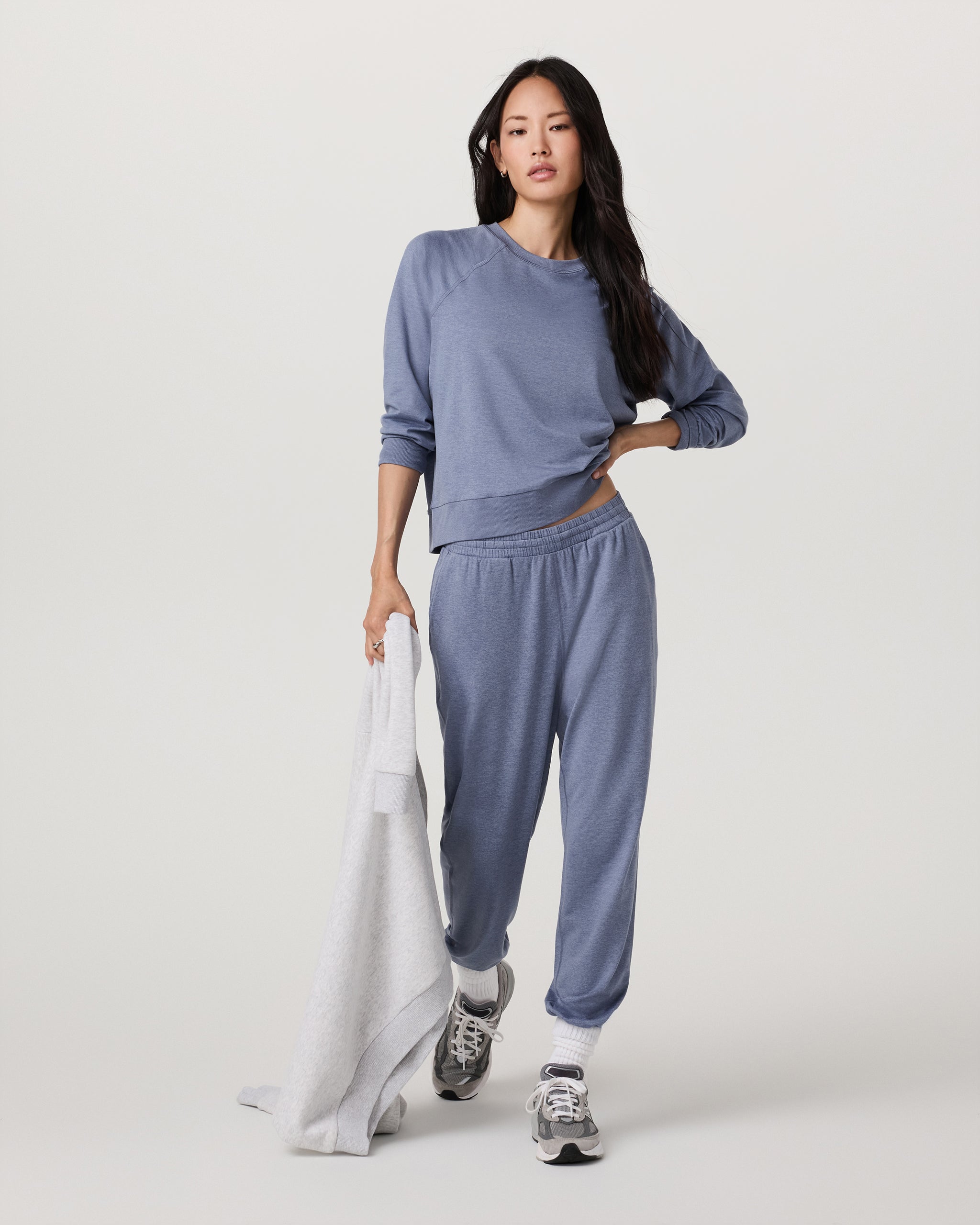 Vuori Long Sleeve Halo Crew