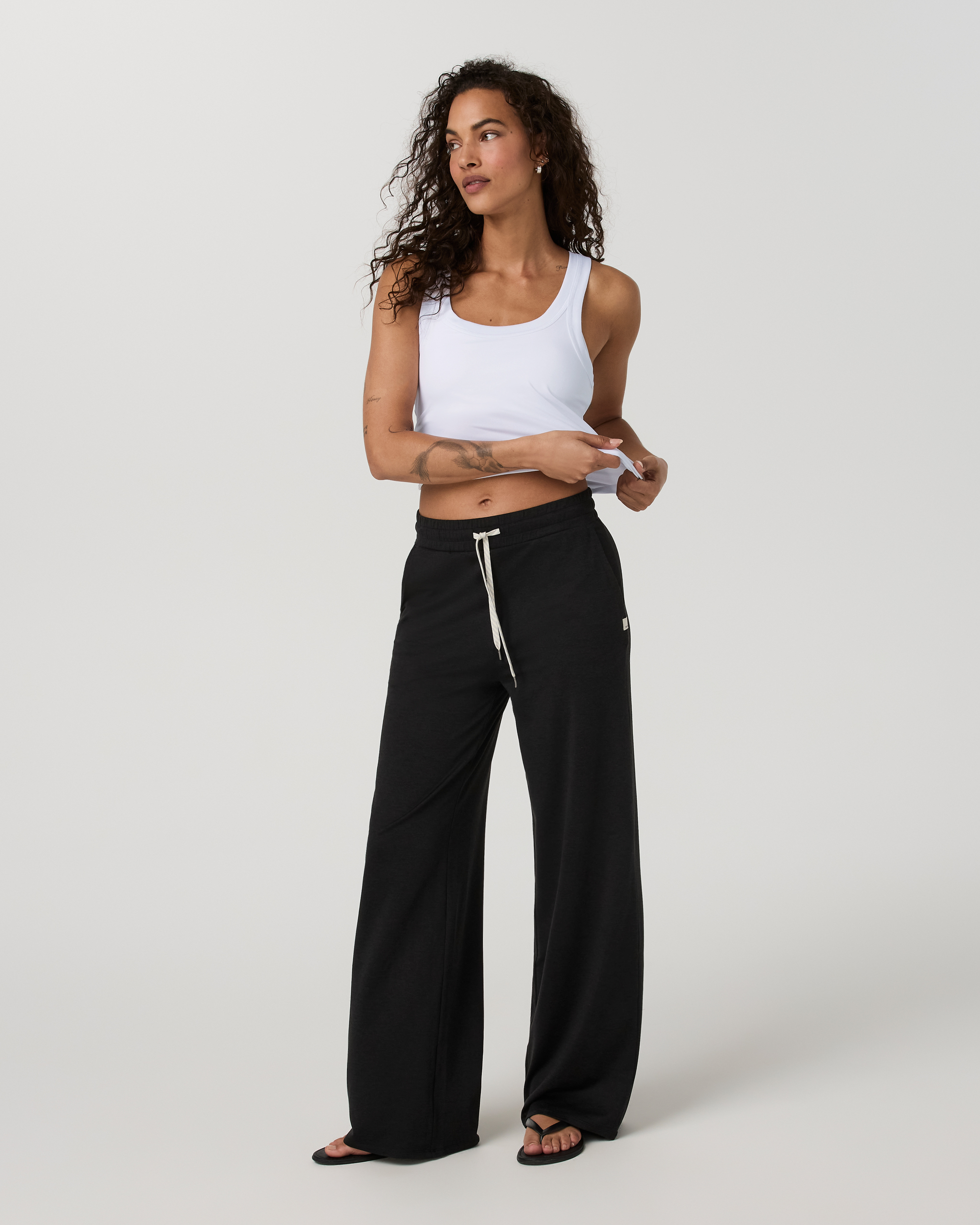 Vuori Halo Essential Wideleg Pant Long