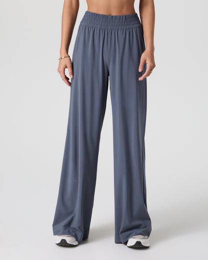 Vuori Villa Wideleg Pant Short