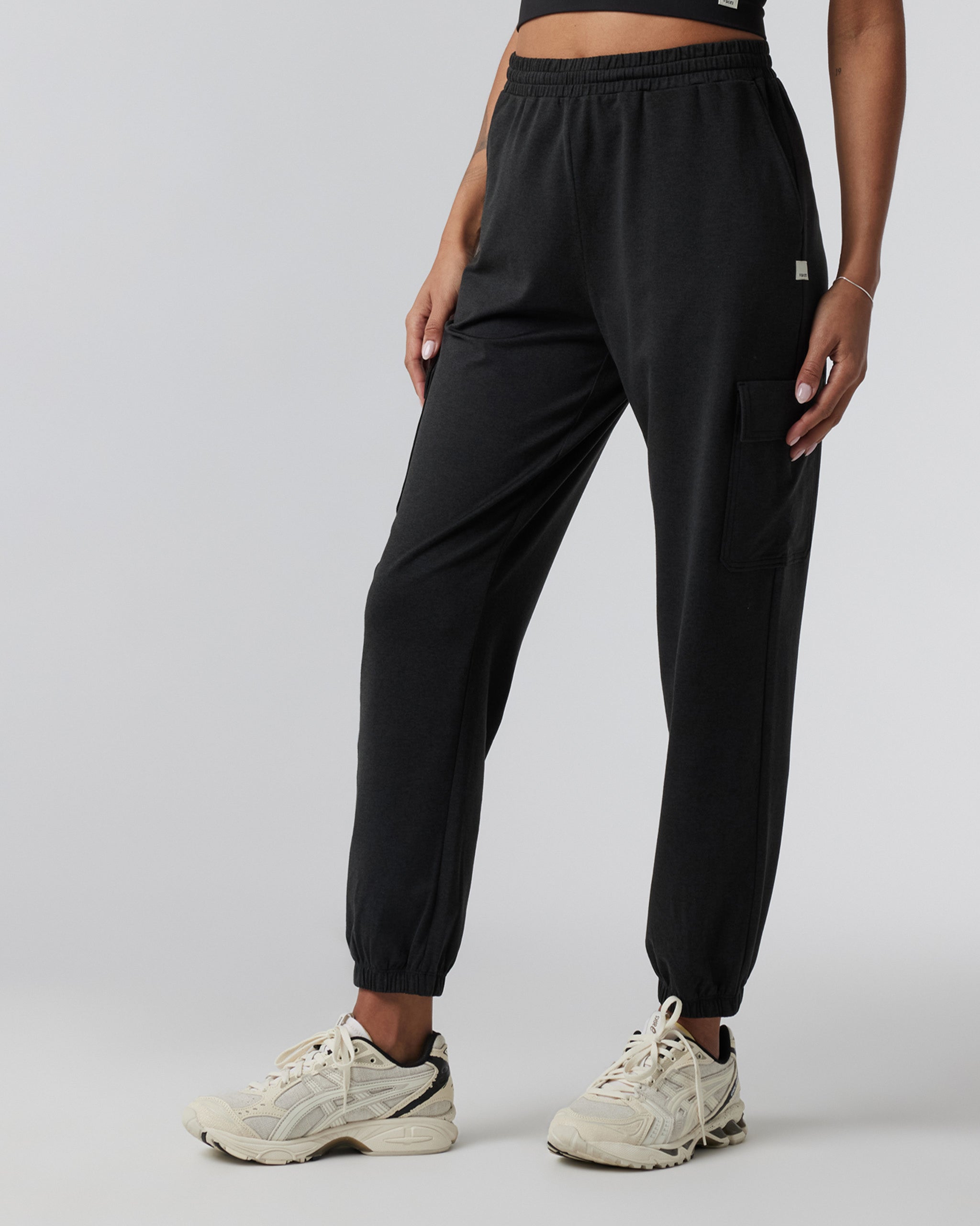 Vuori Boyfriend Cargo Sweatpant