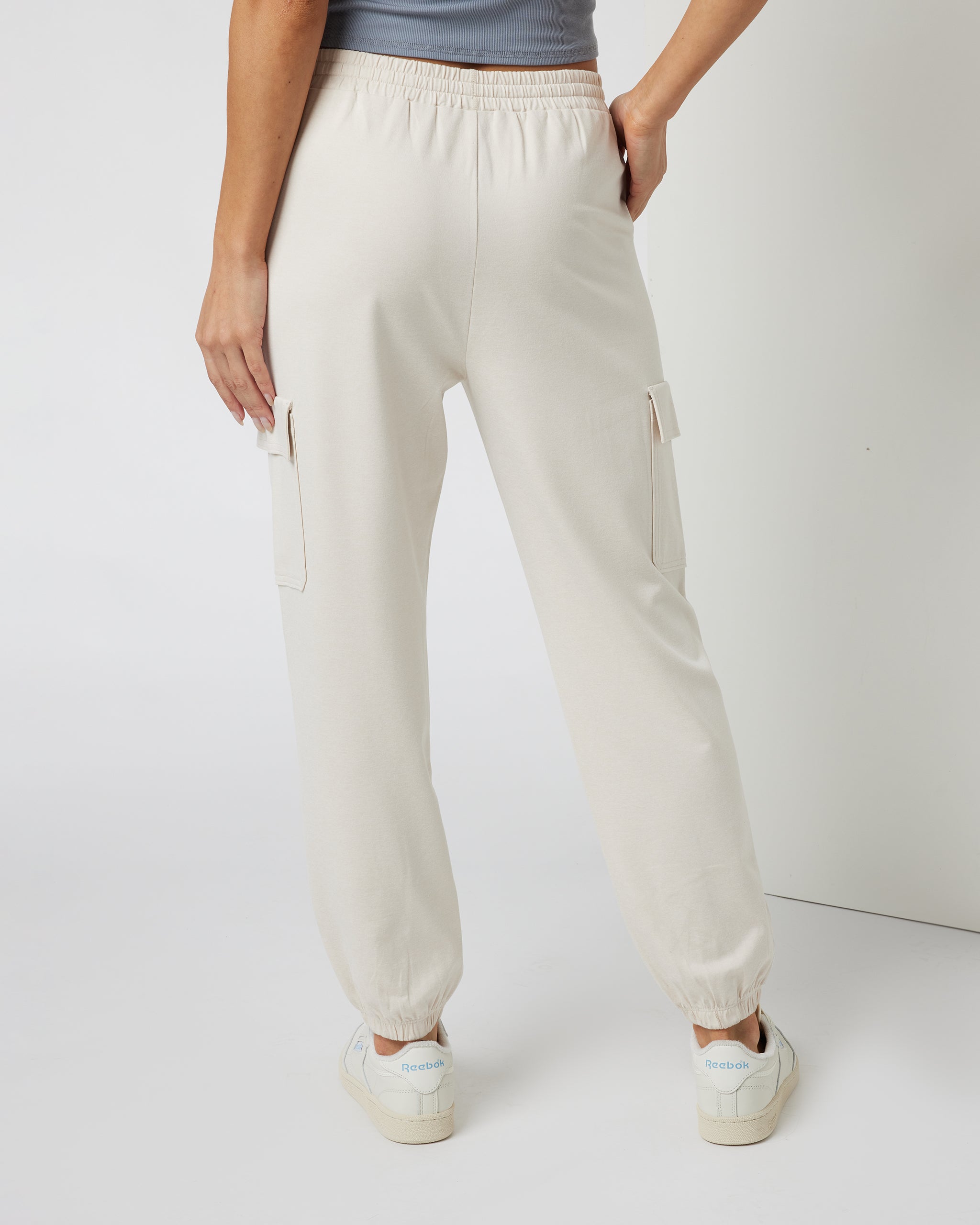 Vuori Boyfriend Cargo Sweatpant