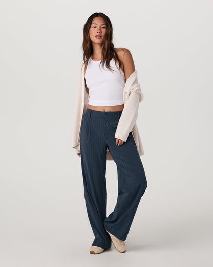 Vuori Villa Pinstripe Trouser Pantshort