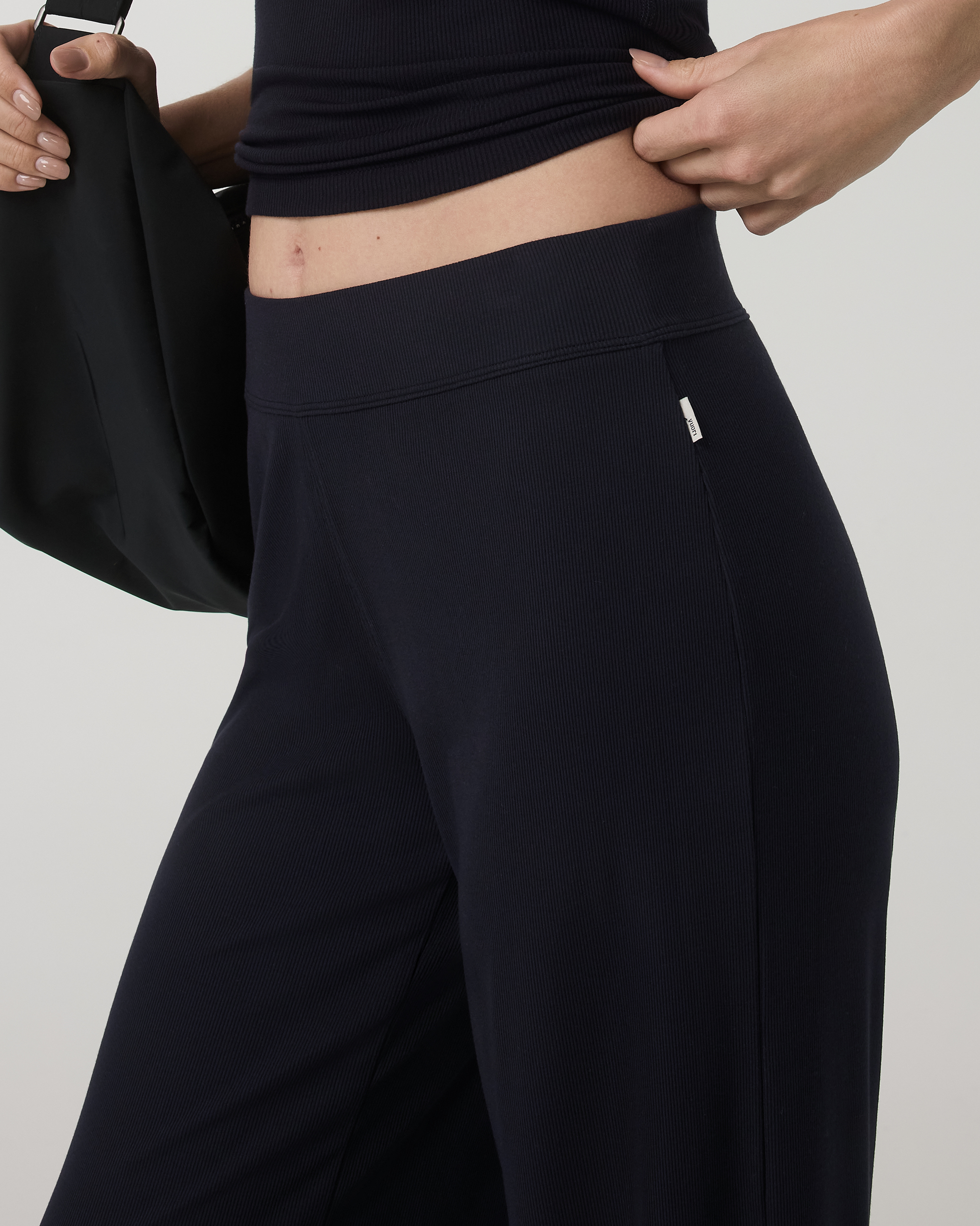 Vuori Pose Wideleg Pant