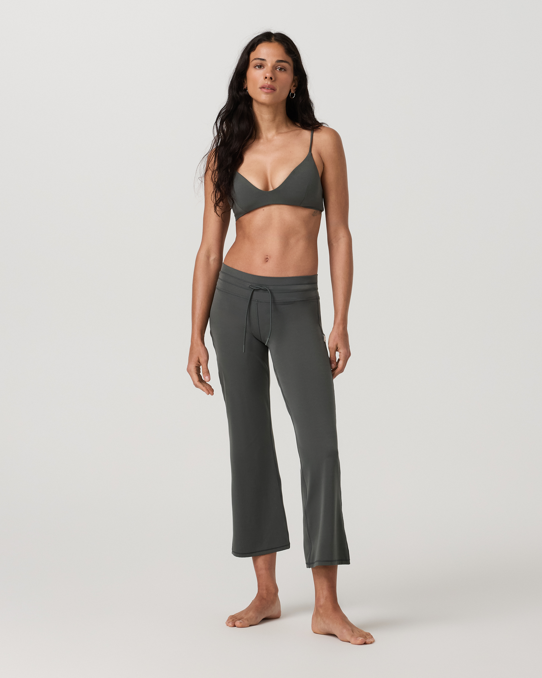 Vuori Daily Form Ankle Pant