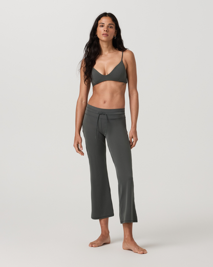 Vuori Daily Form Ankle Pant
