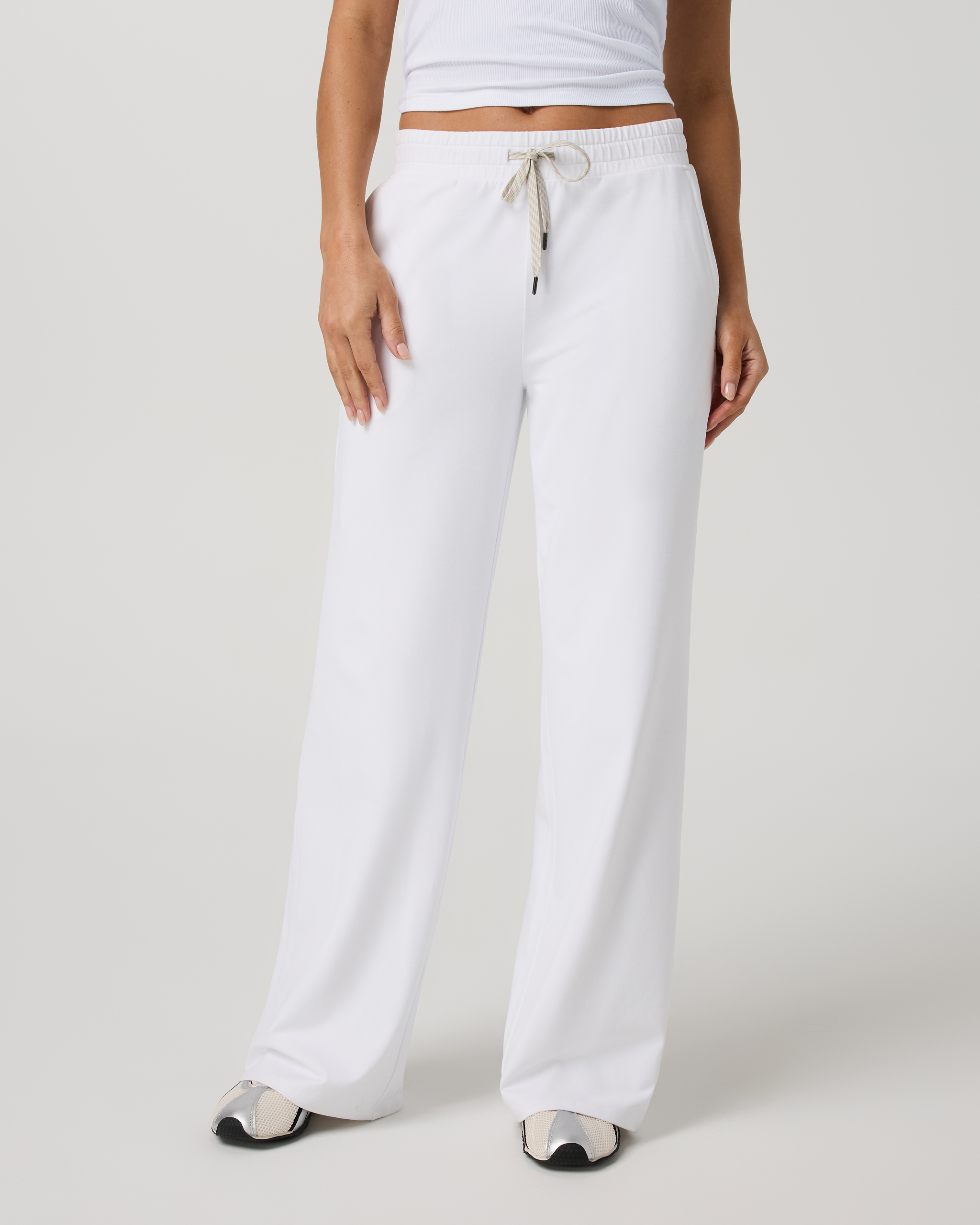 Vuori Halo Essential Wideleg Pant