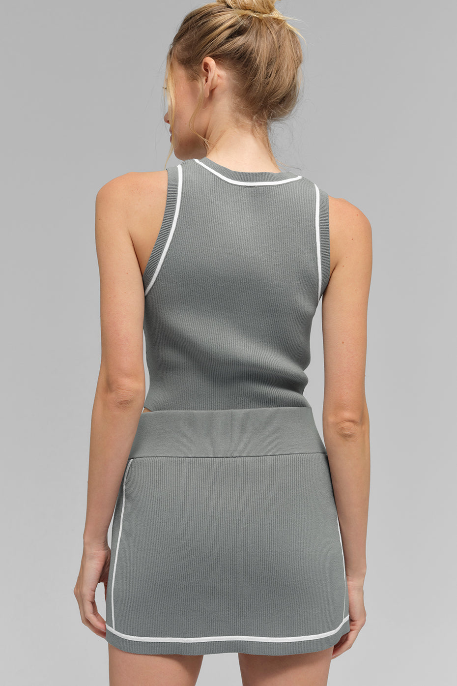 Alo Yoga Women'S Ribbed Sweater Knit Highline Cropped Tank
