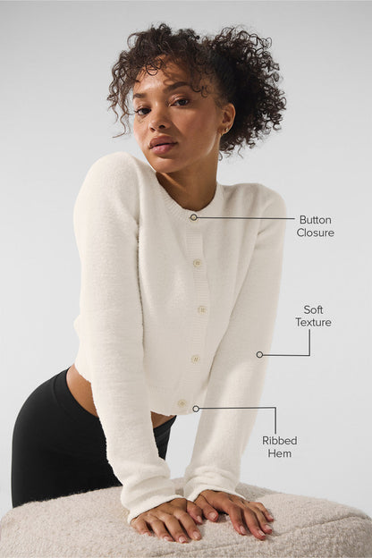 Alo Yoga Women'S Snuggle Up Sweater Cropped Cardigan