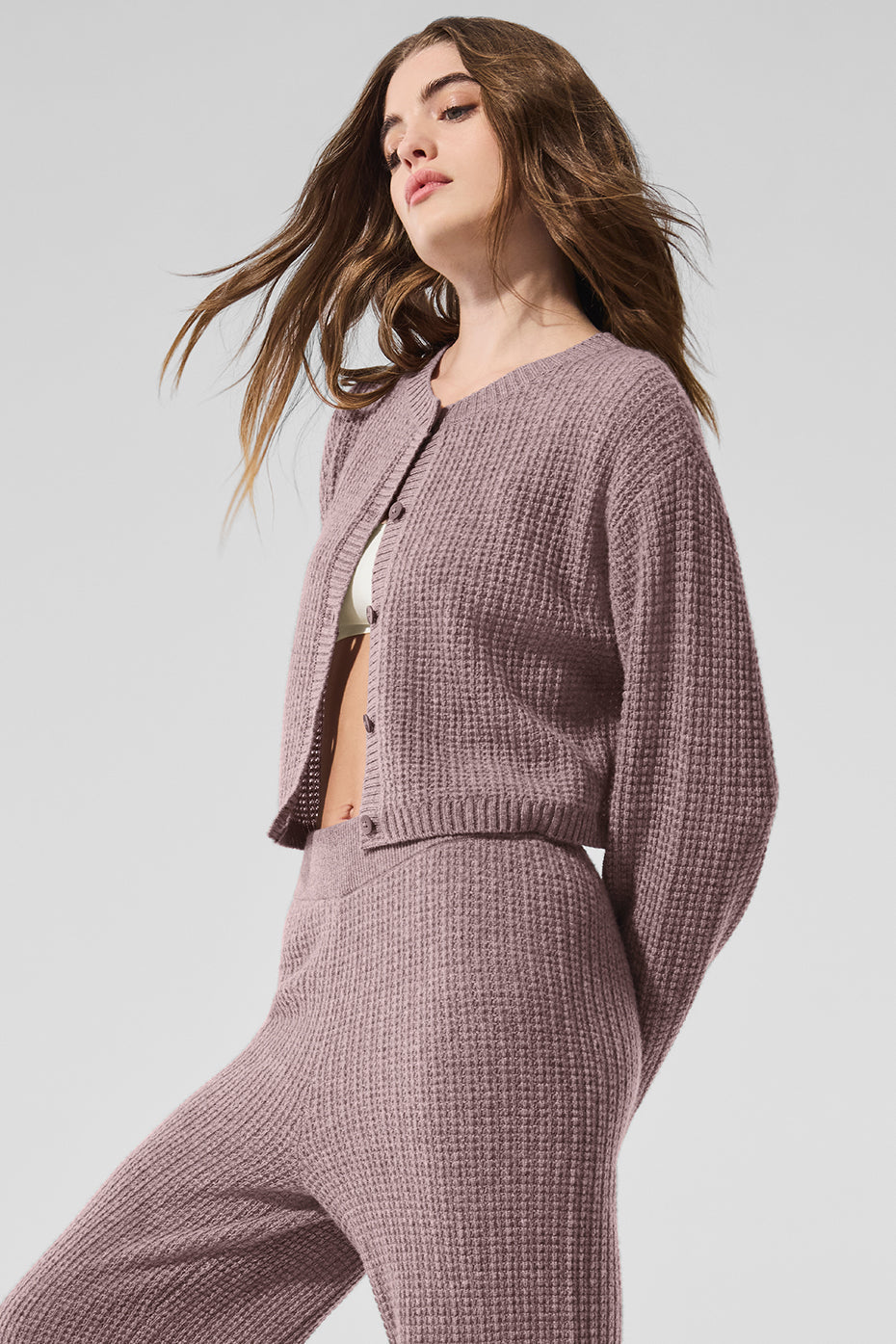 Alo Yoga Women'S Cashmere Plush Waffle Cardigan