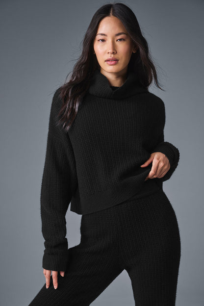 Alo Yoga Women'S Cashmere Plush Waffle Turtleneck Pullover