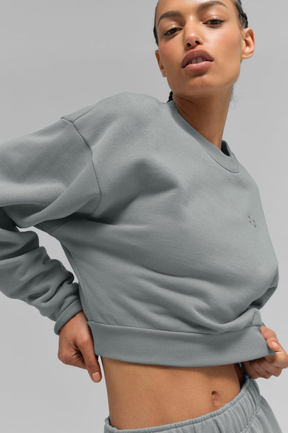 Alo Yoga Women'S Cropped Accolade Crewneck