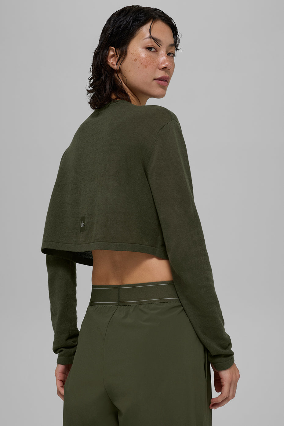 #color_green-olive