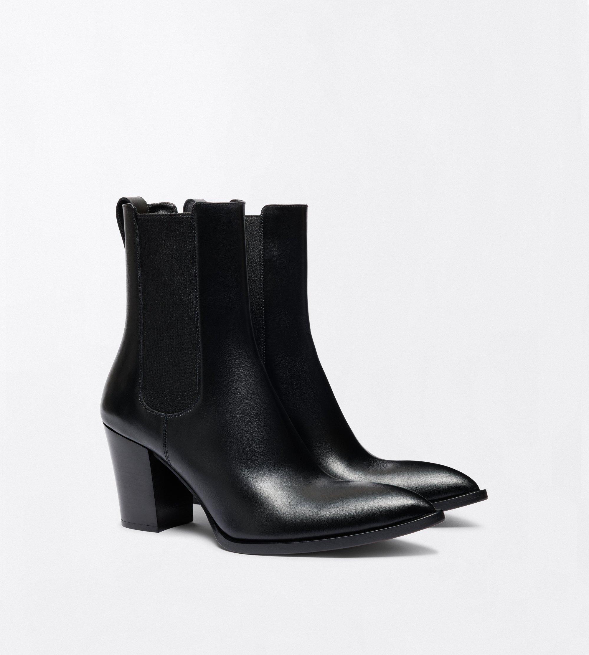 Tom Ford Burnished Leather Dagger Ankle Boot