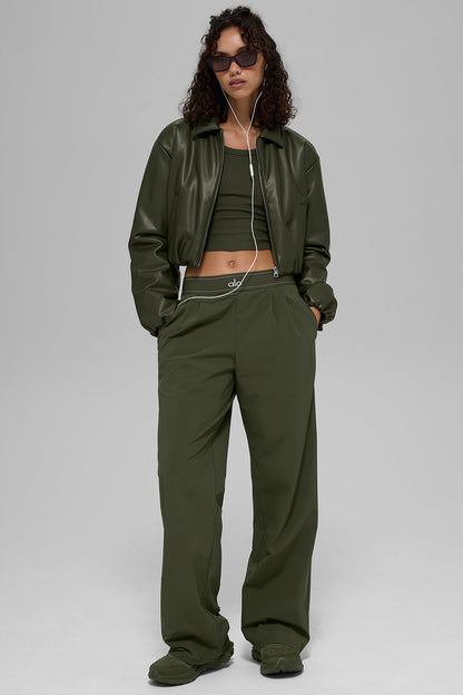 Alo Yoga Women'S Faux Leather Cropped Premier Bomber