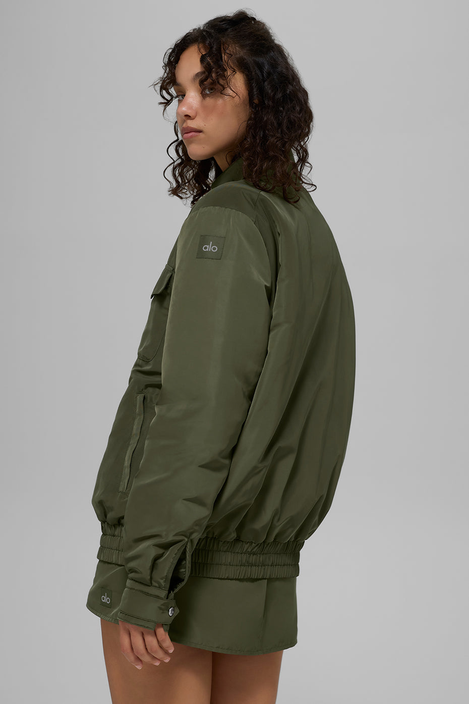 #color_green-olive